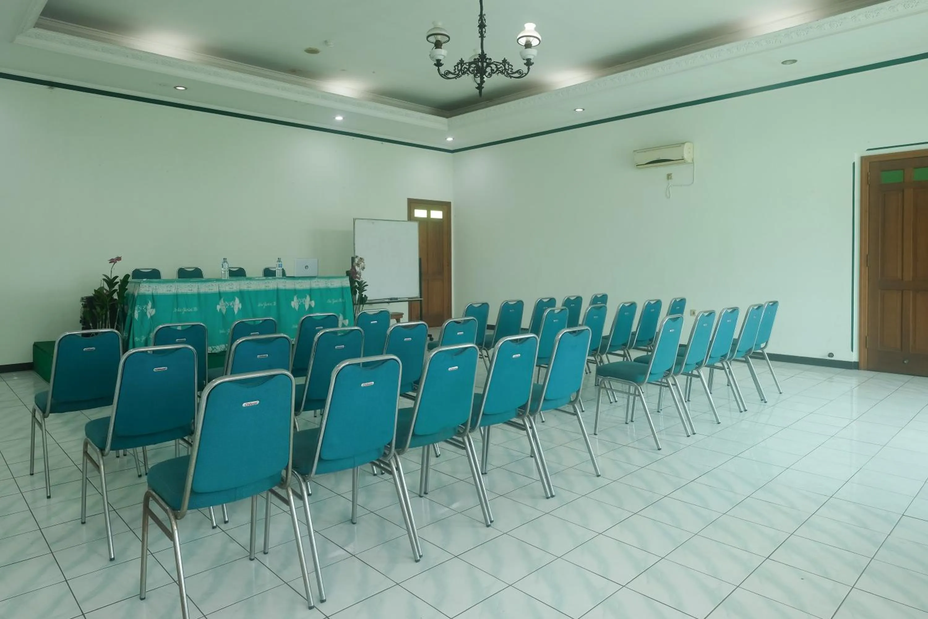 Other in RedDoorz near XT Square Yogyakarta