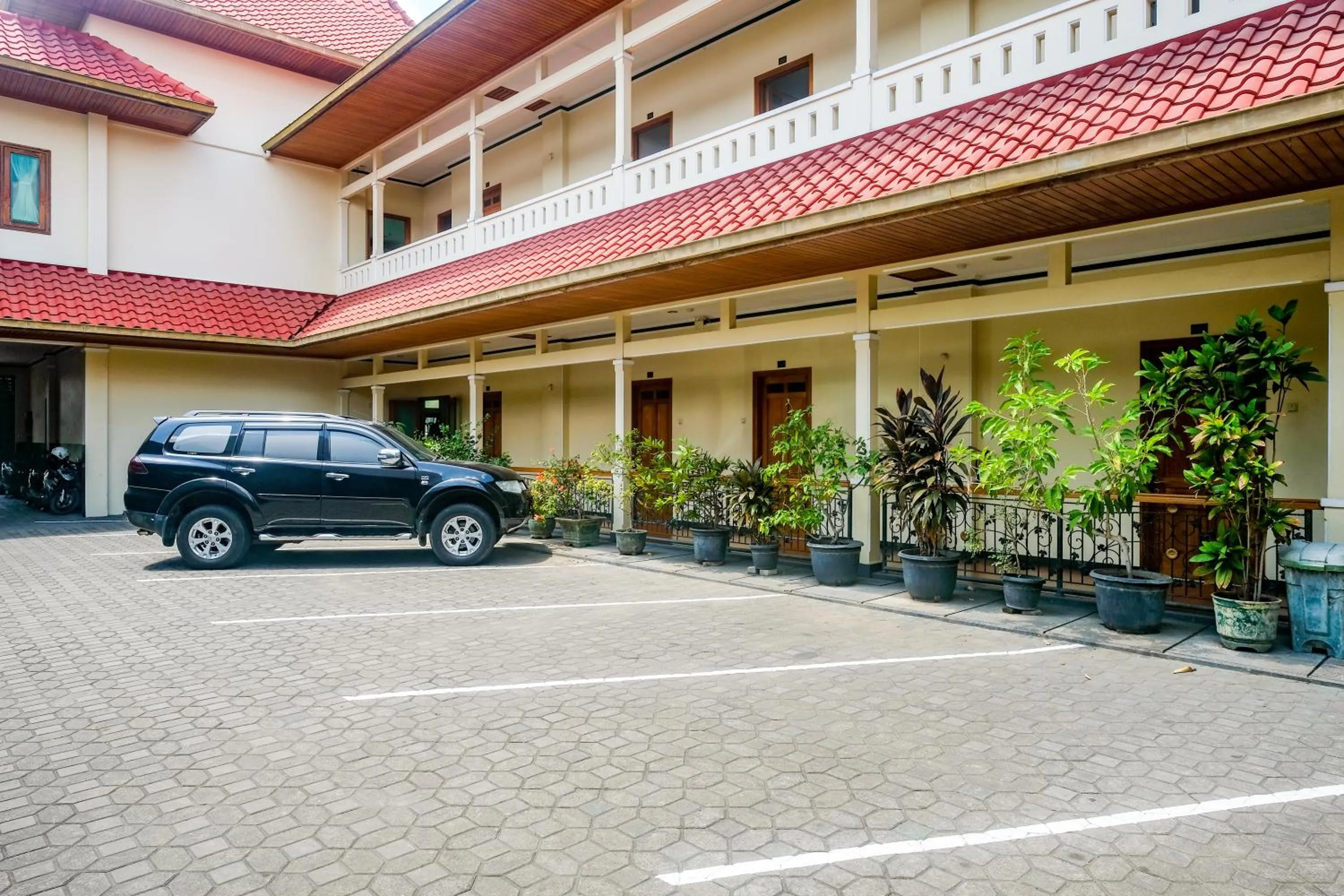 Property building in RedDoorz near XT Square Yogyakarta