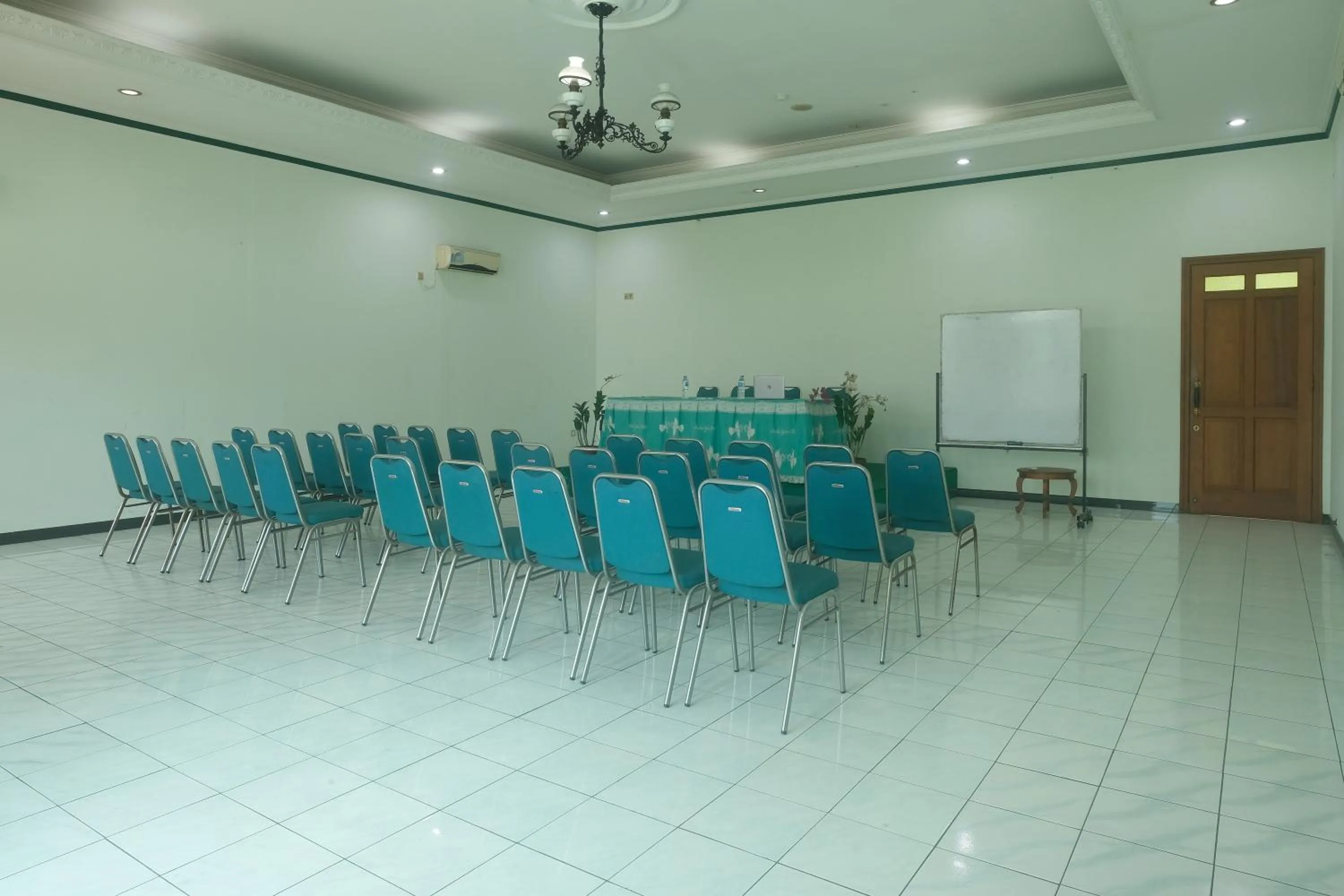 Other in RedDoorz near XT Square Yogyakarta