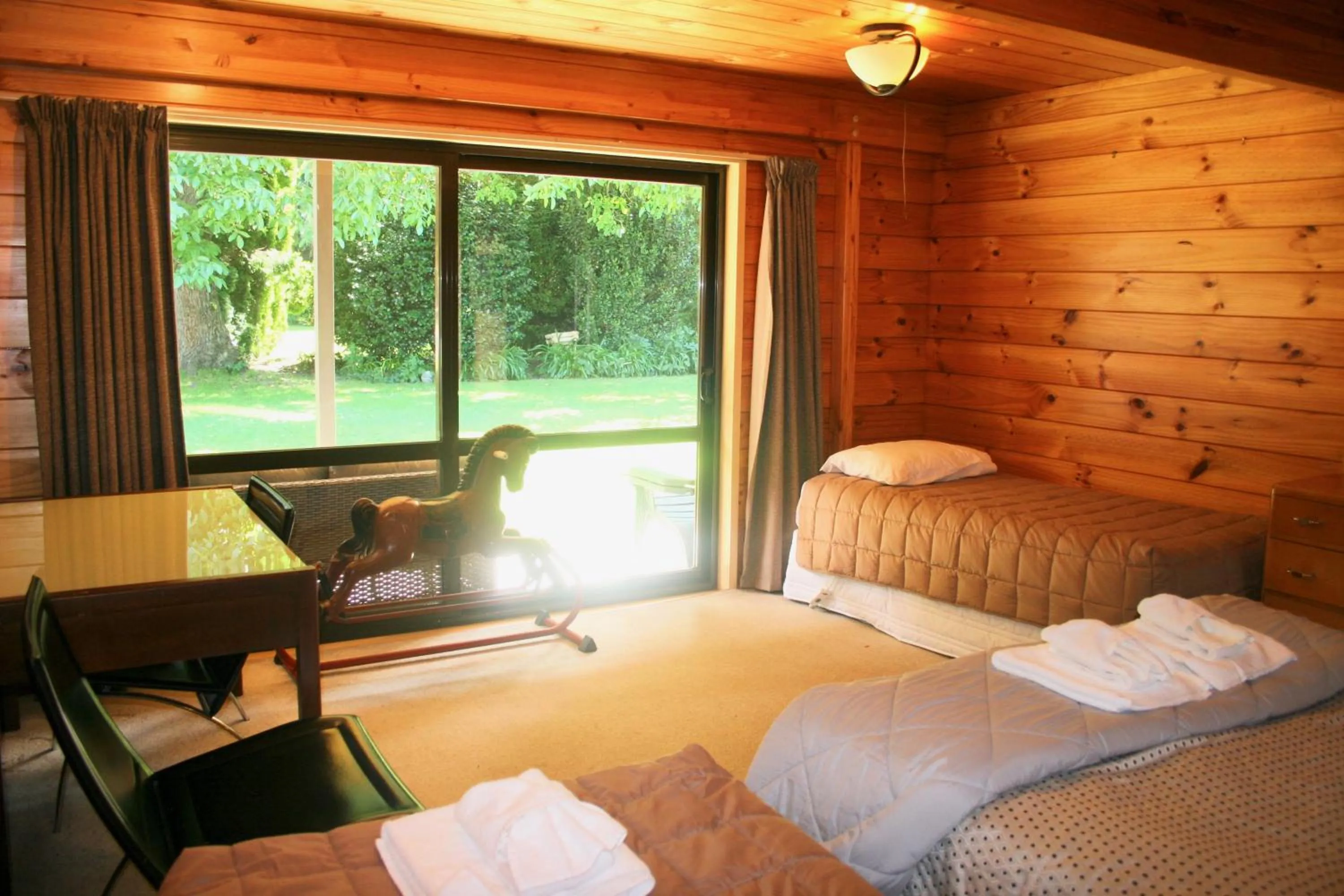 Bedroom in Walnut Grove Lodge