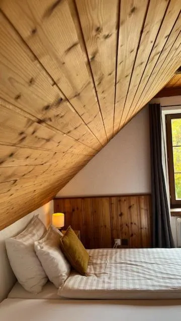 Bed in Auberge du Prévoux