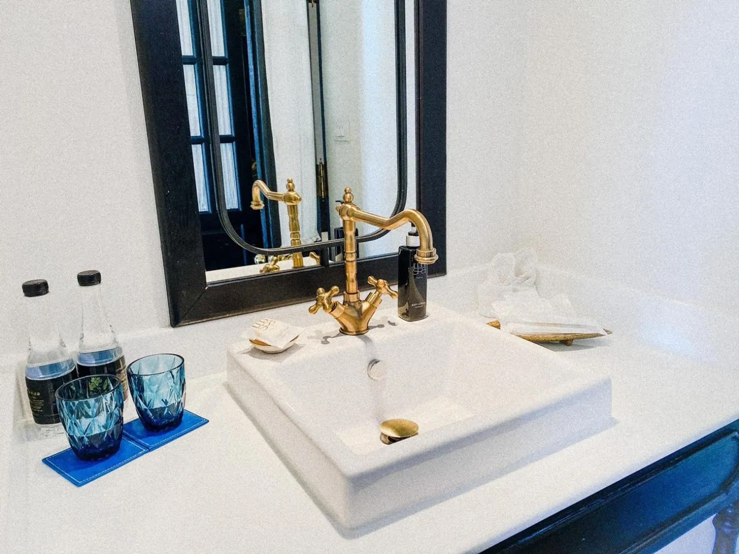 Bathroom in MORA Boutique Hotel