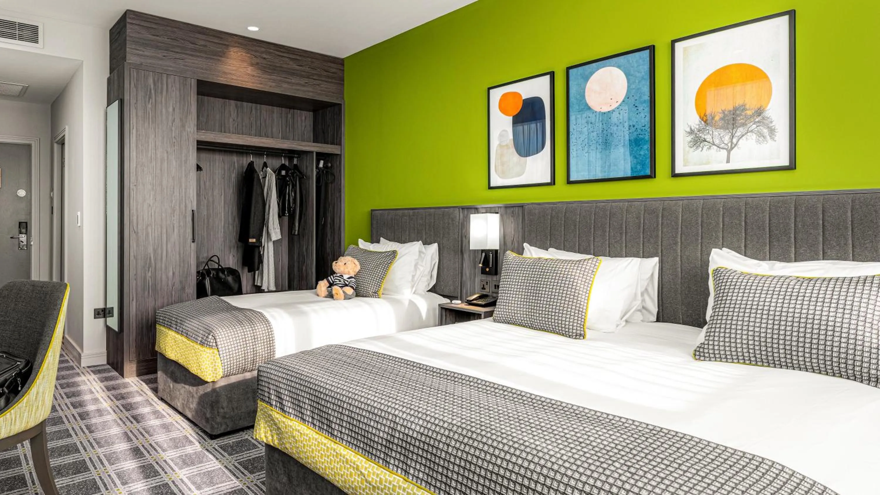 Photo of the whole room, Bed in Plaza Hotel Tallaght