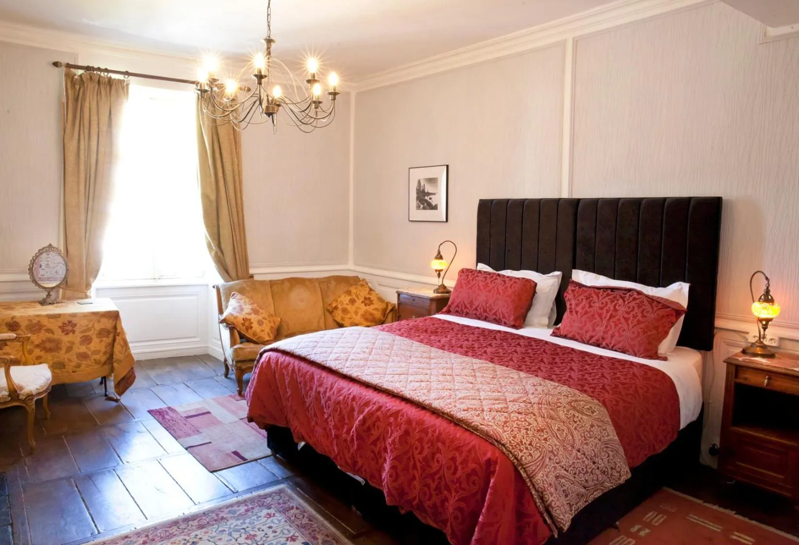 Bed in Maison Bellachonne