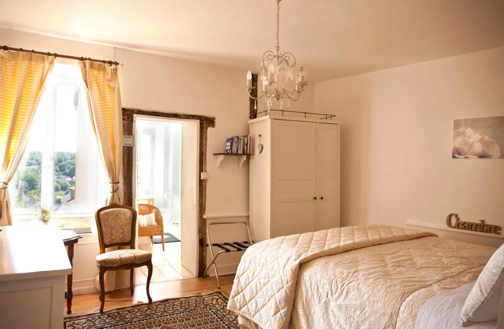 Bed in Maison Bellachonne