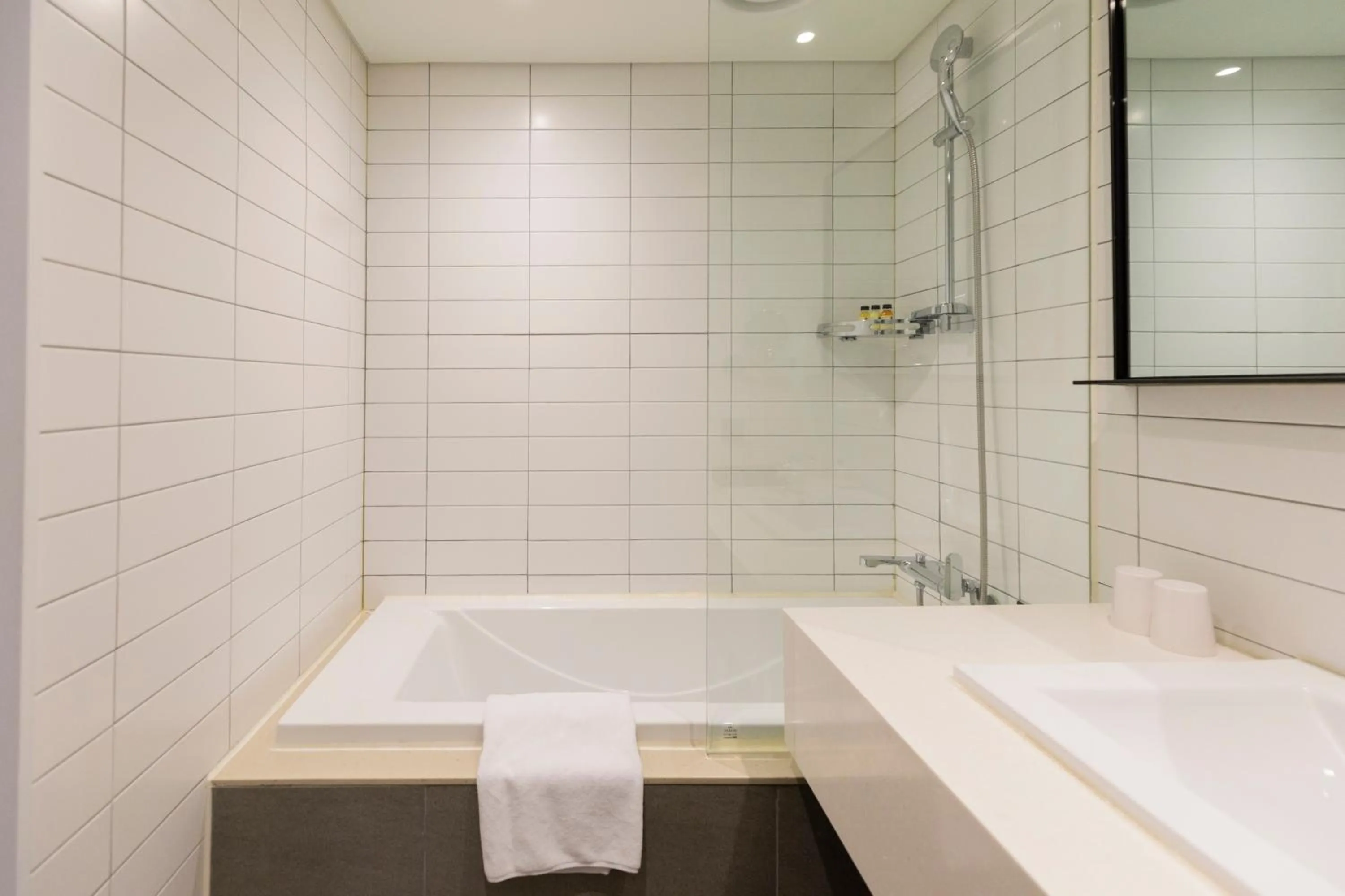 Bathroom in Aiden by Best Western Cheongdam
