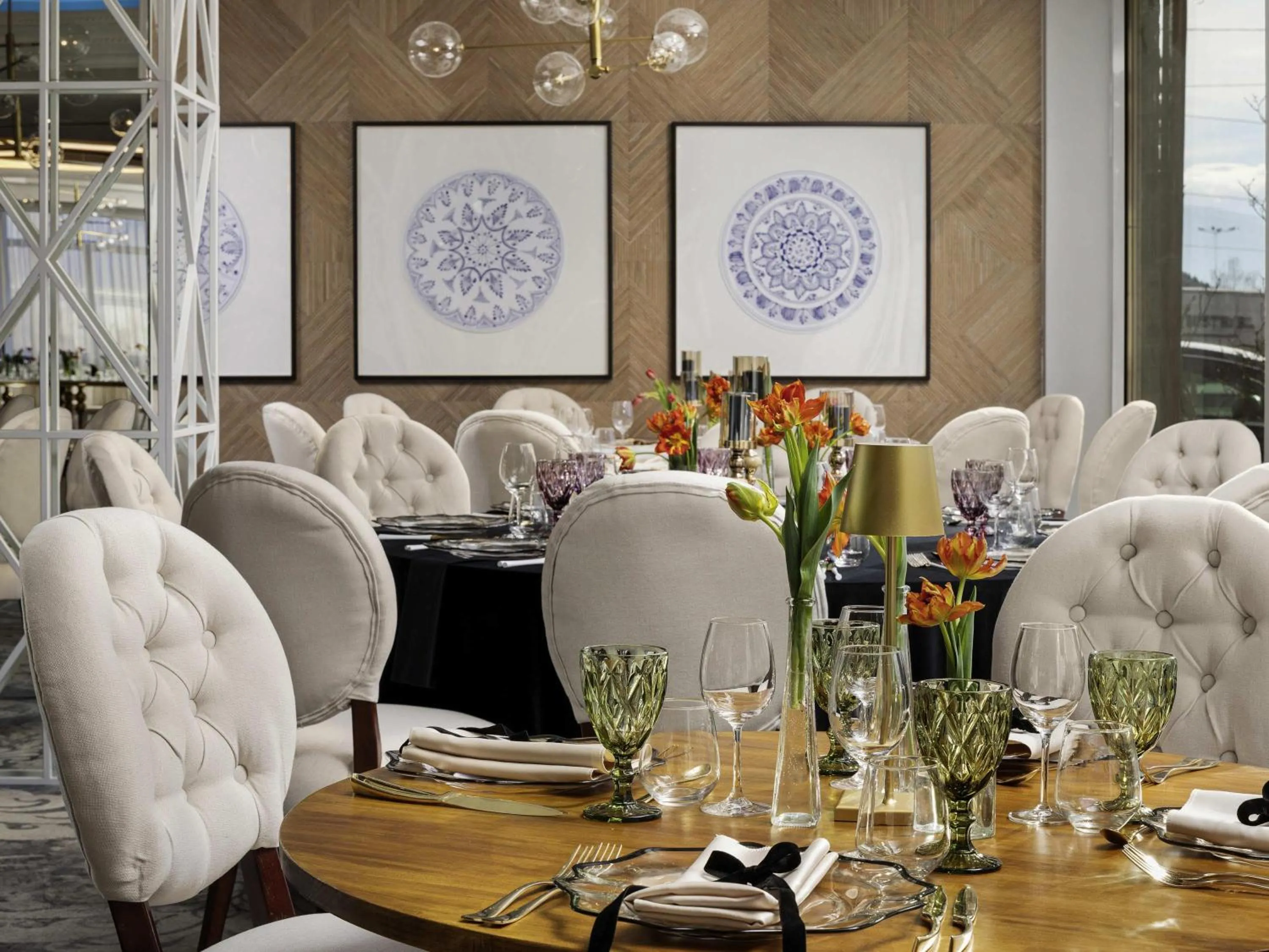 Restaurant/places to eat in Mercure Sibiu Airport