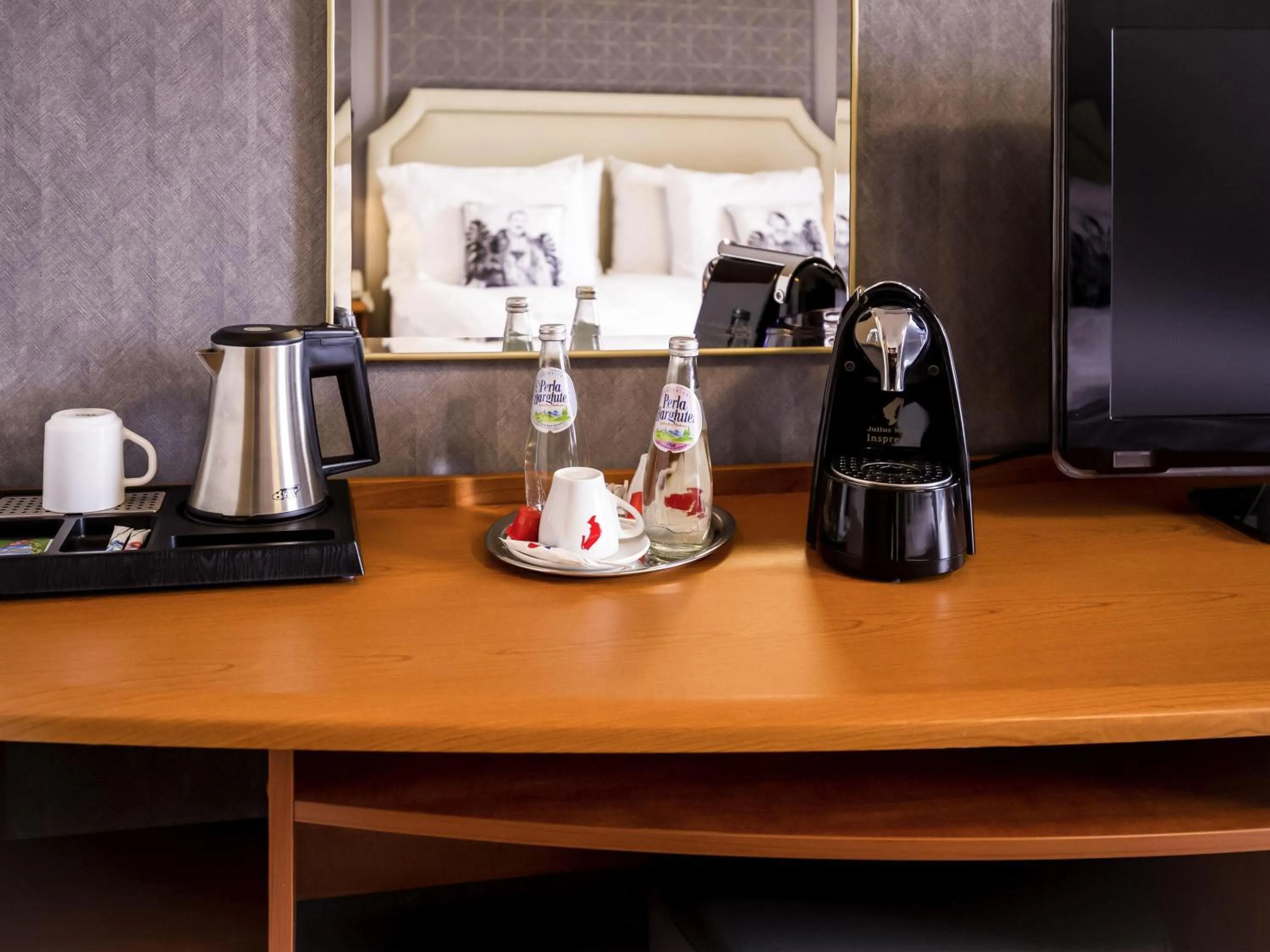 Bedroom in Mercure Sibiu Airport