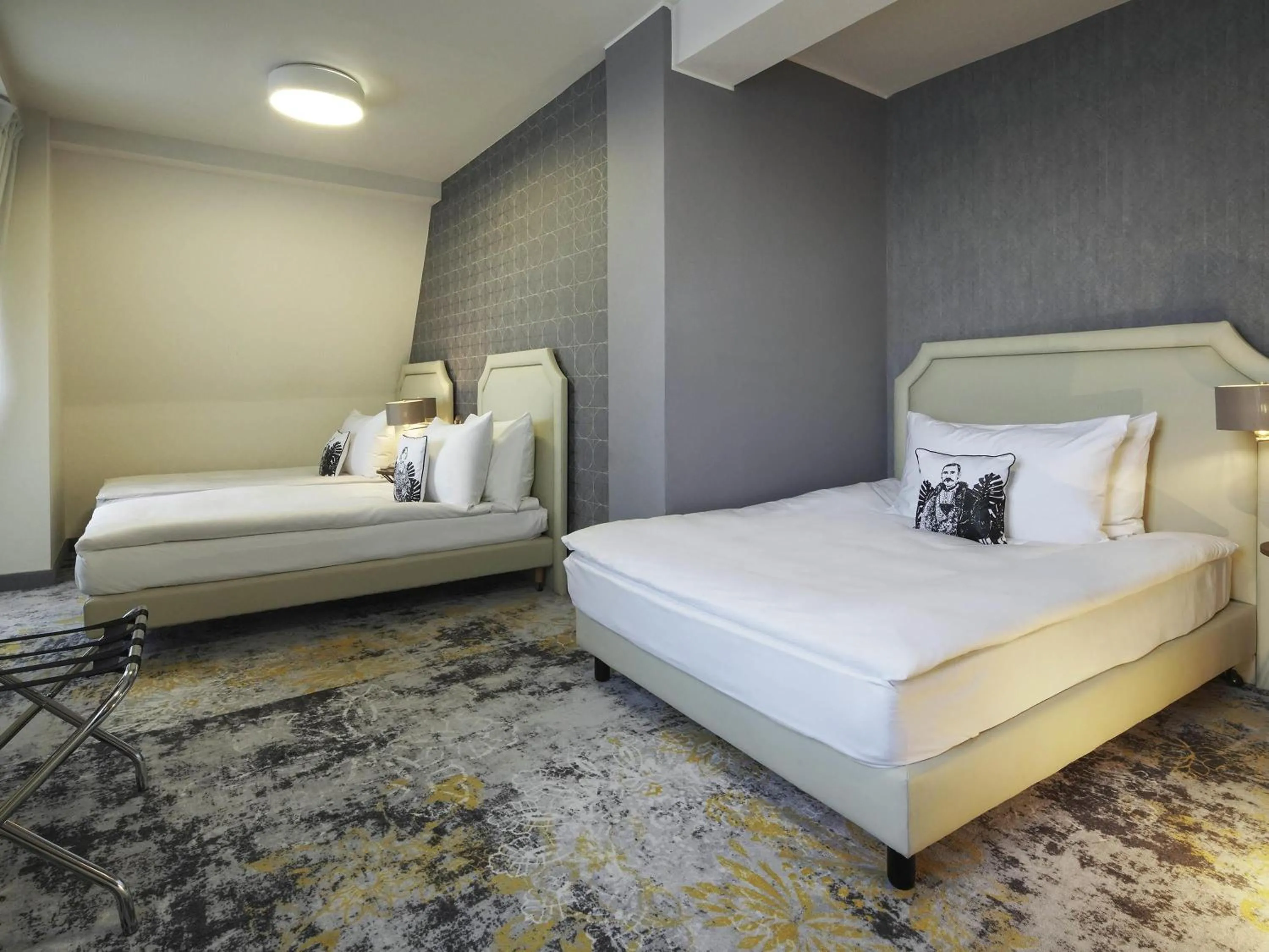 Bedroom, Bed in Mercure Sibiu Airport