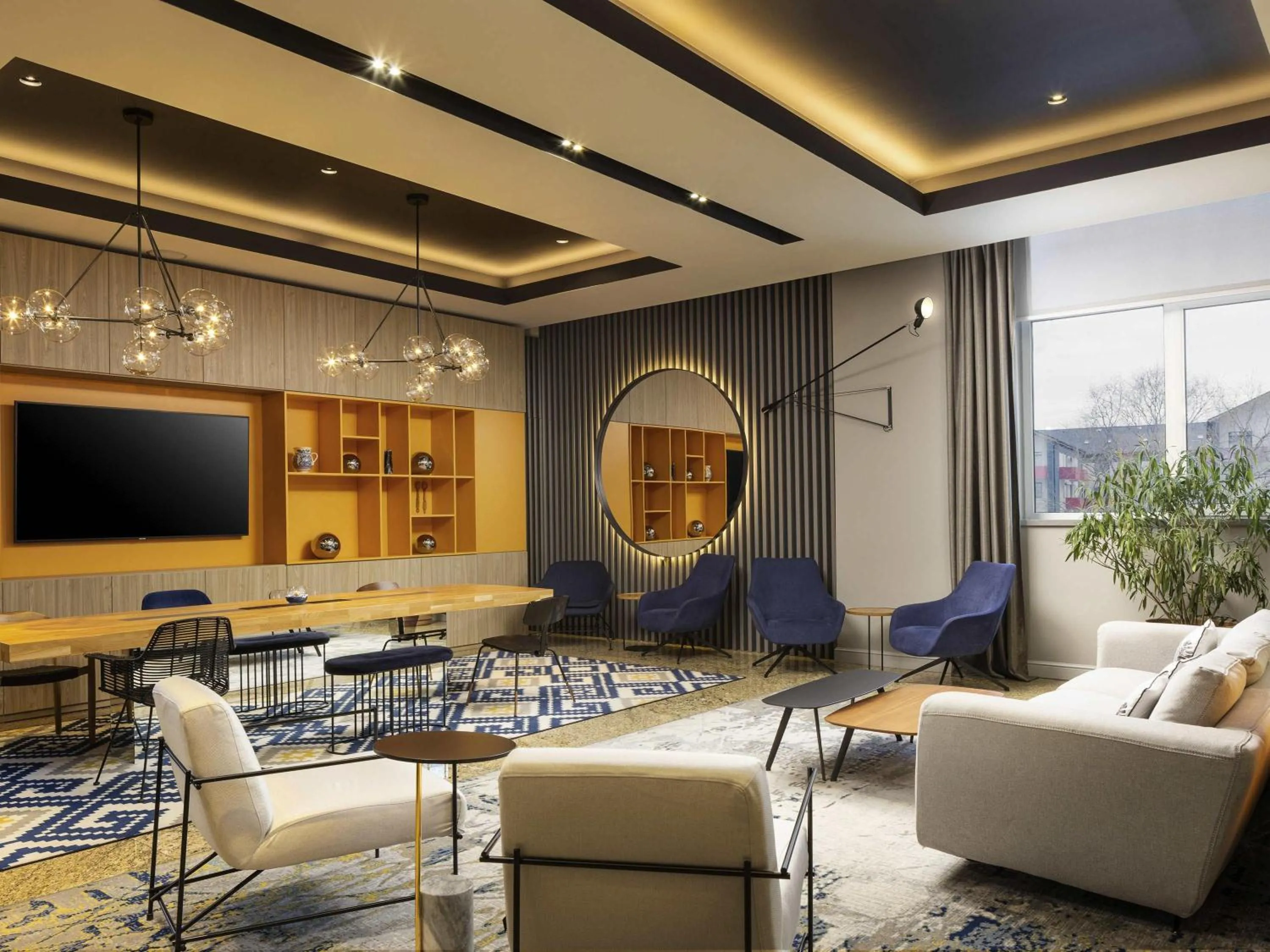 Lounge or bar in Mercure Sibiu Airport