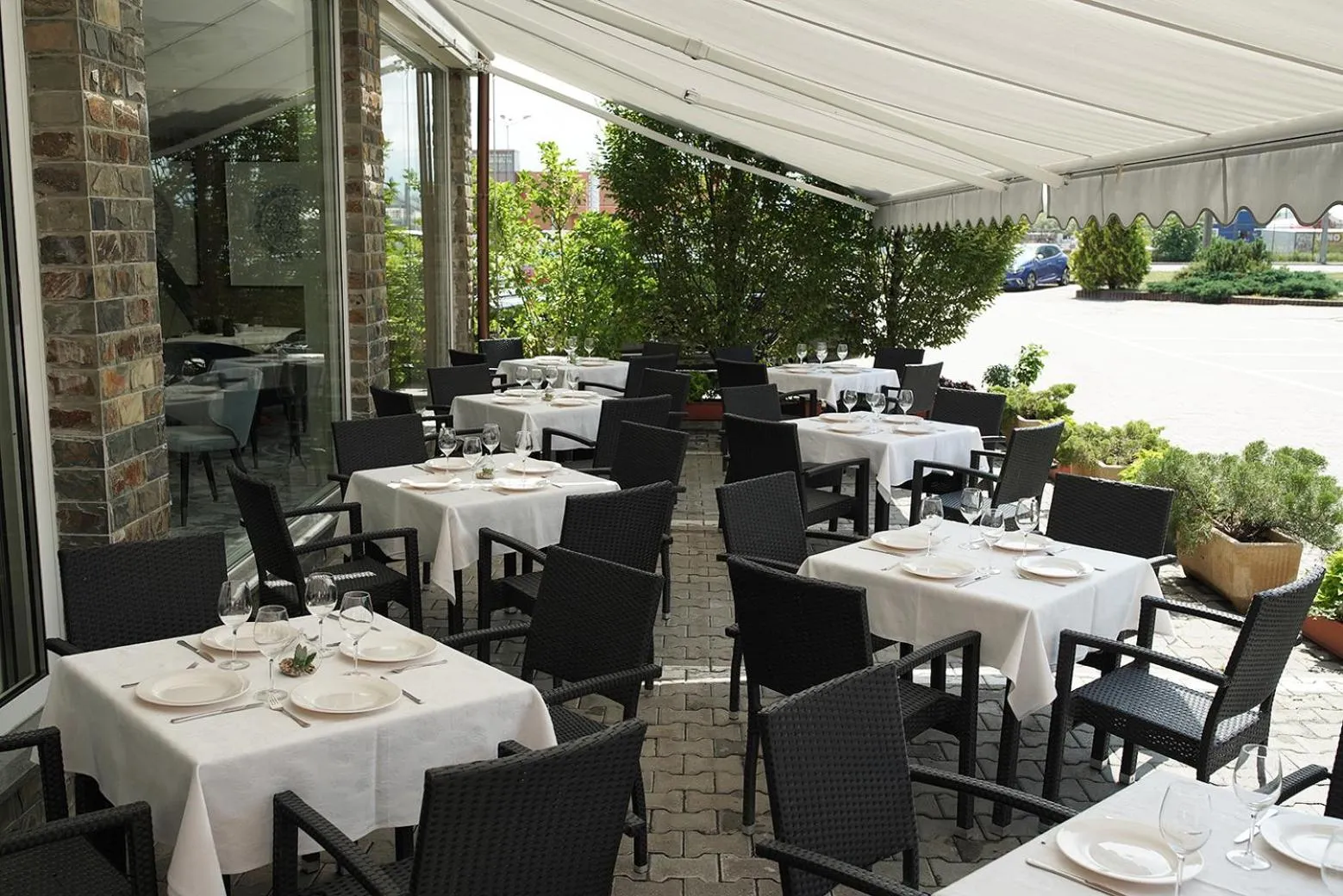 Restaurant/places to eat in Mercure Sibiu Airport