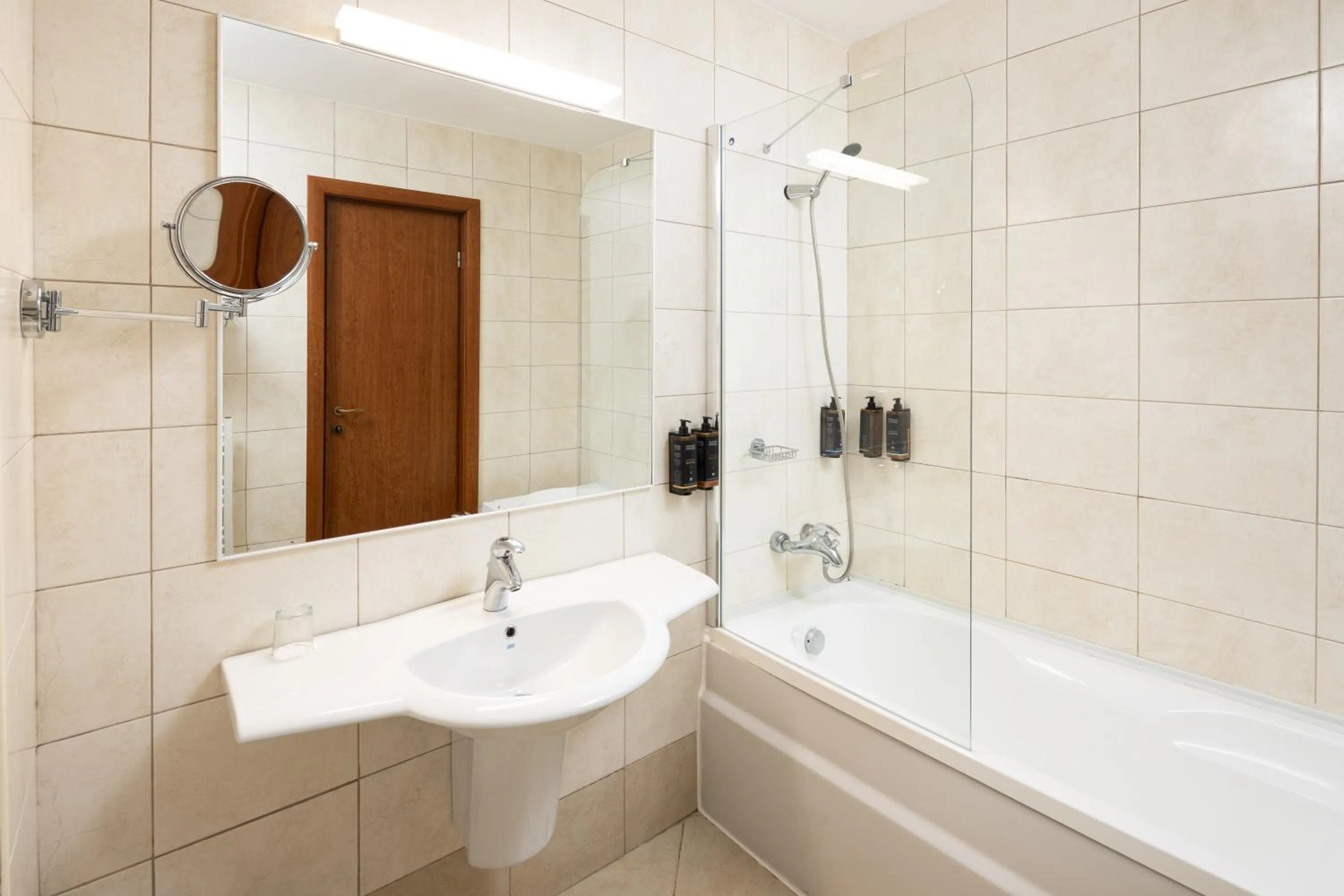 Bathroom in Mercure Sibiu Airport