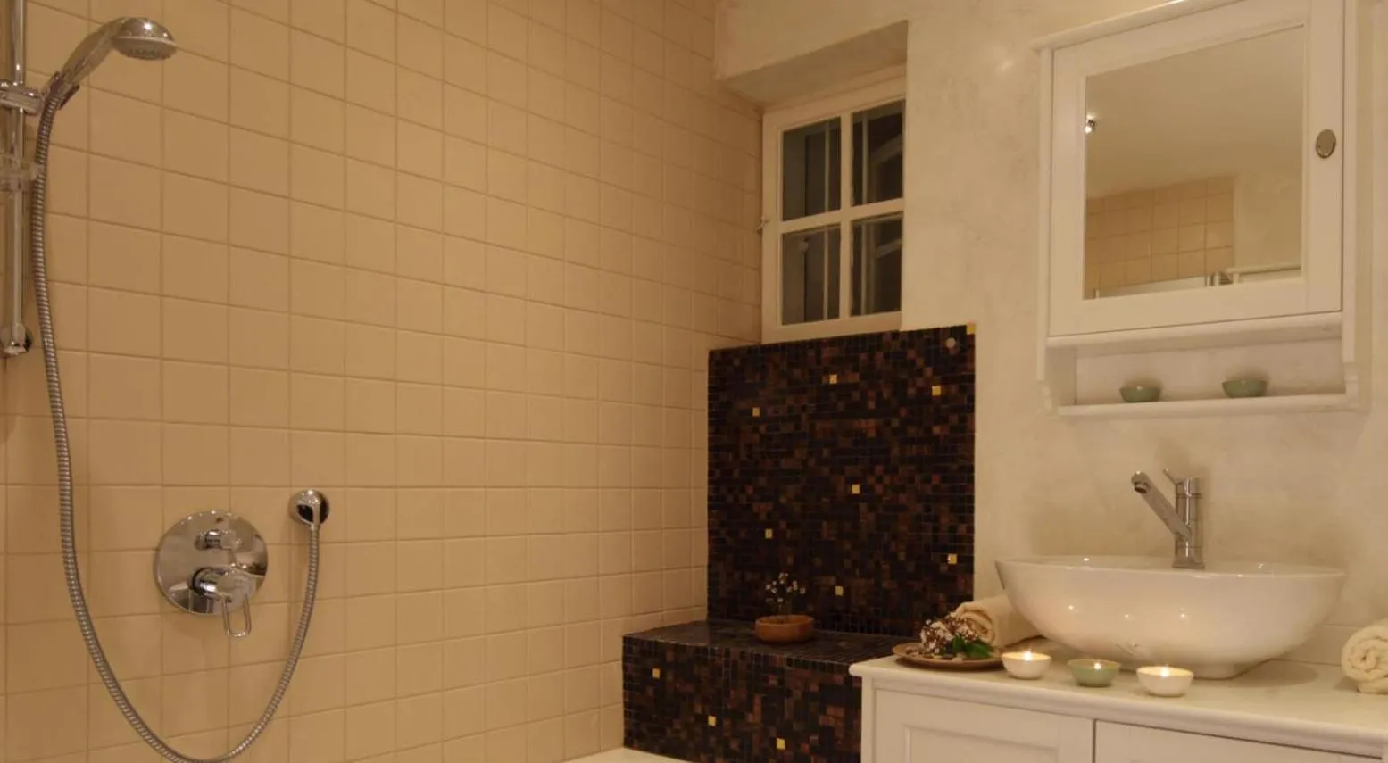 Bathroom in Chalet INN