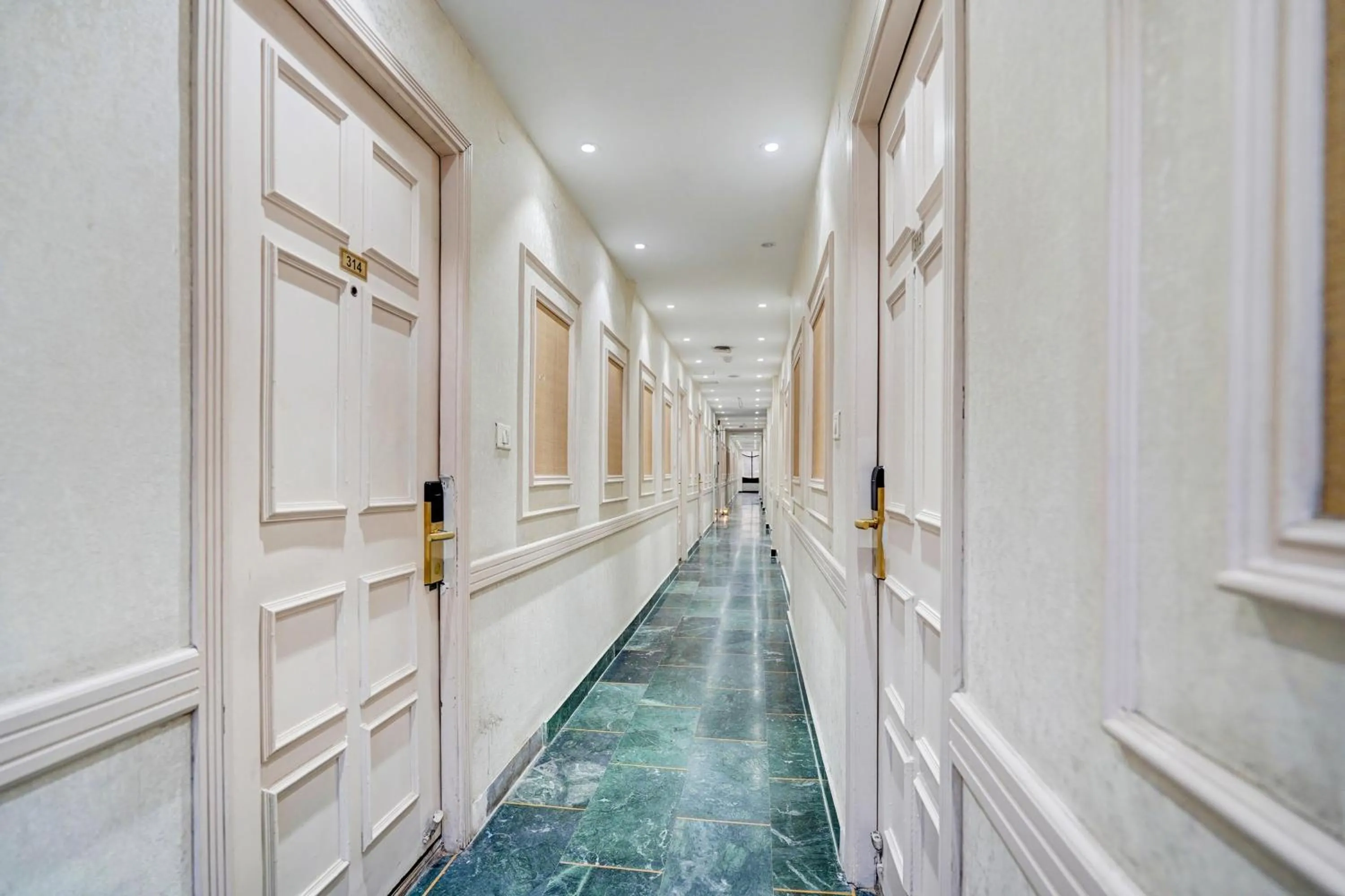 Lobby or reception in Townhouse Jageer Palace Near Mayapuri Chowk