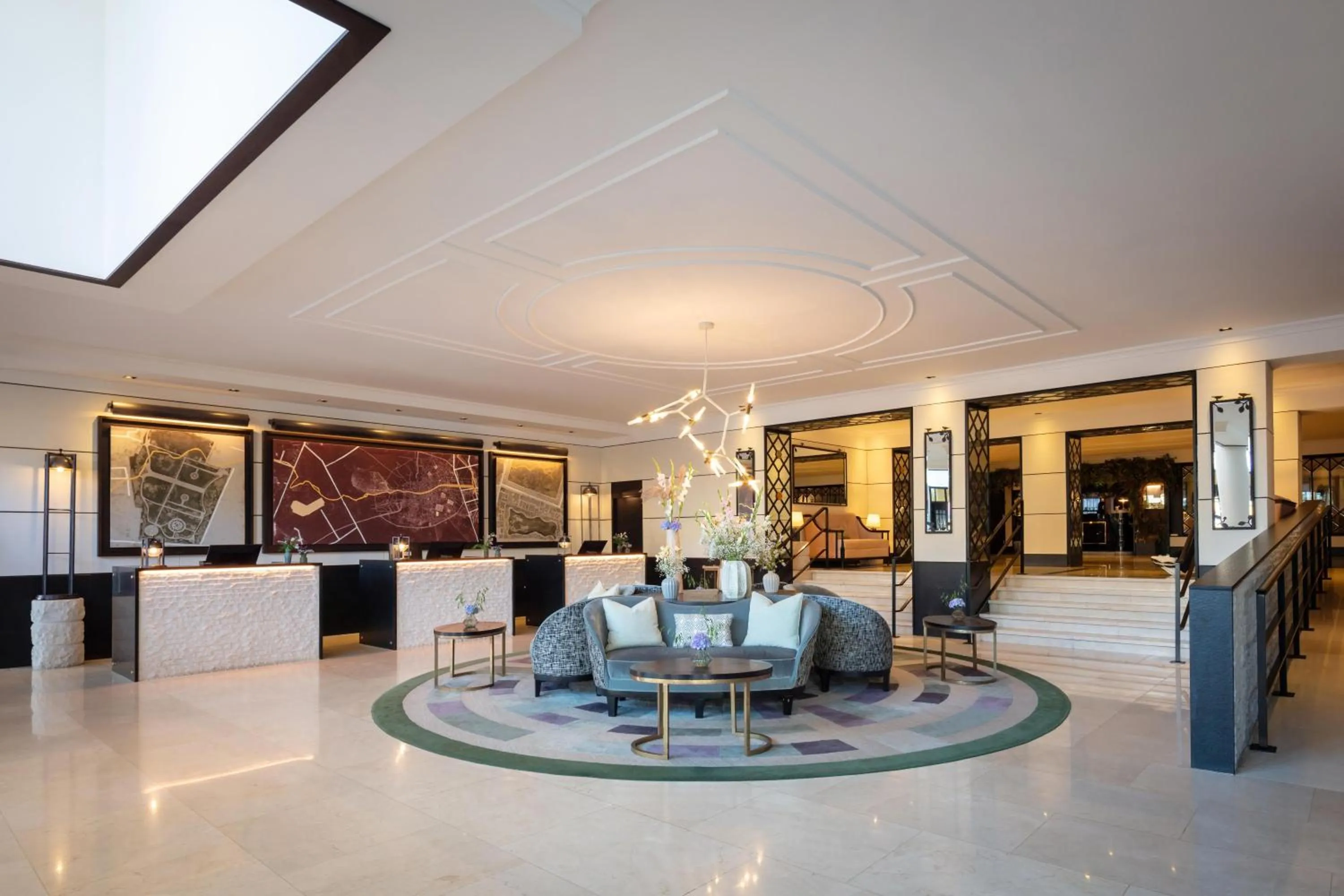 Lobby or reception in Conrad Dublin