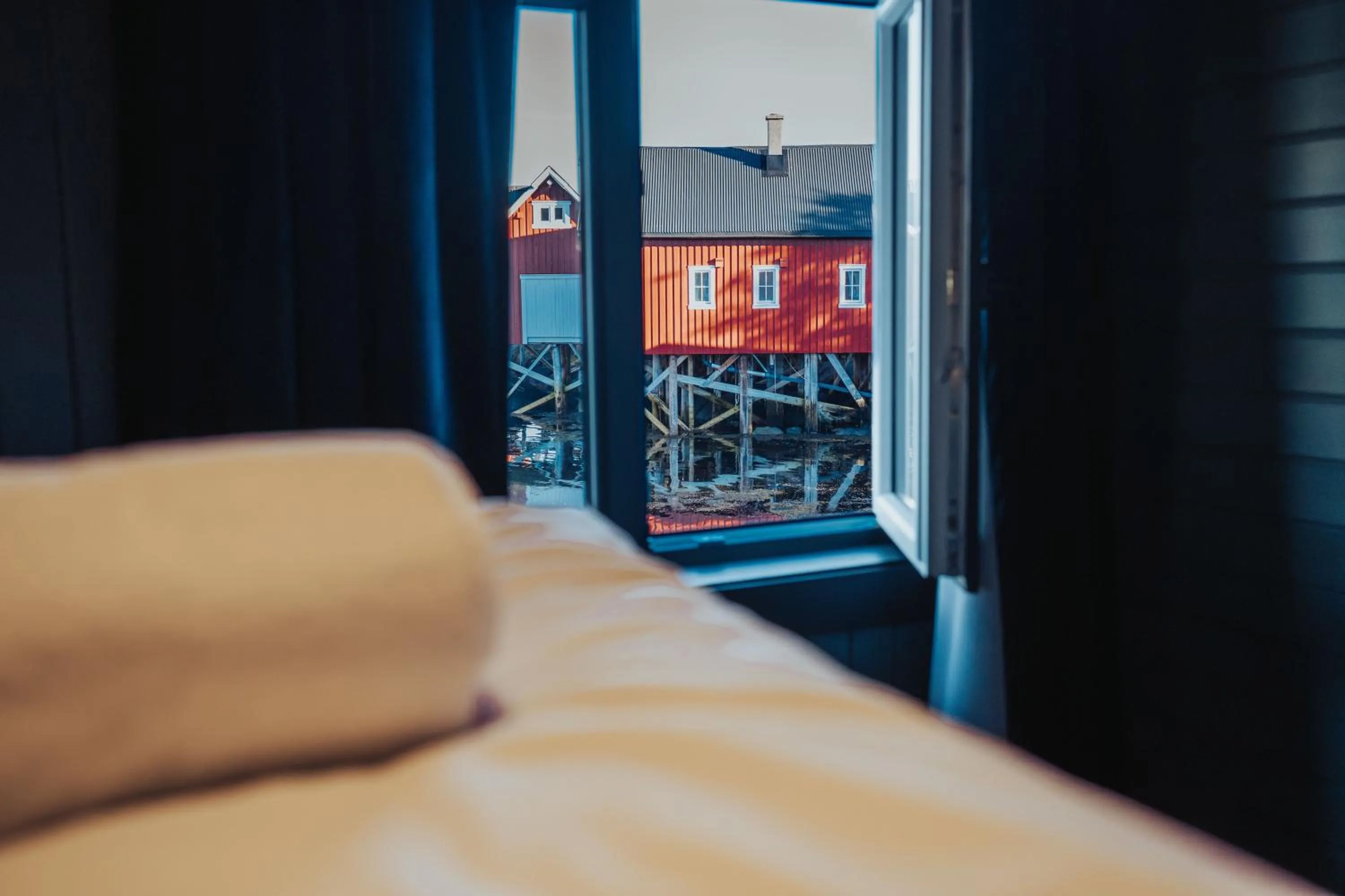 View (from property/room), Bed in Svinøya Rorbuer