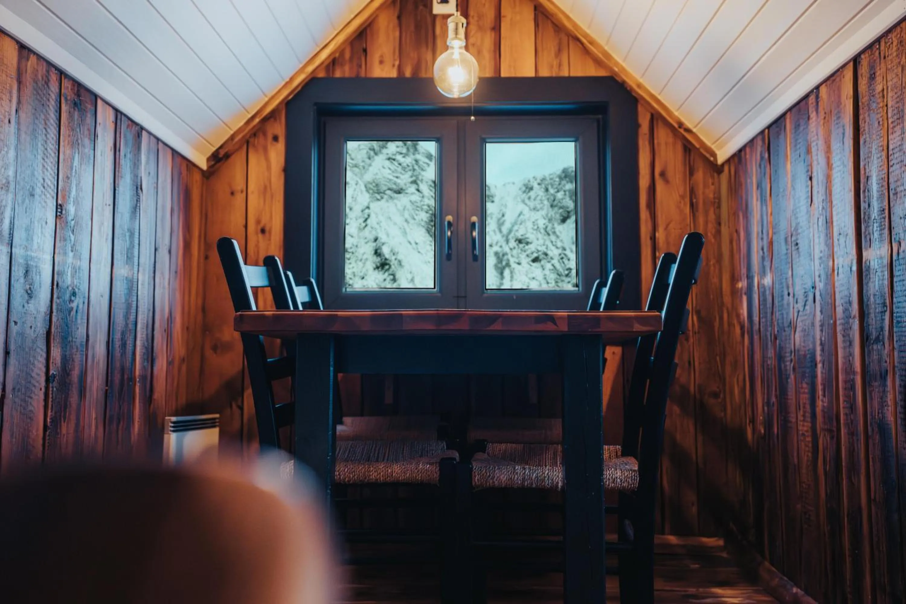 Dining area in Svinøya Rorbuer