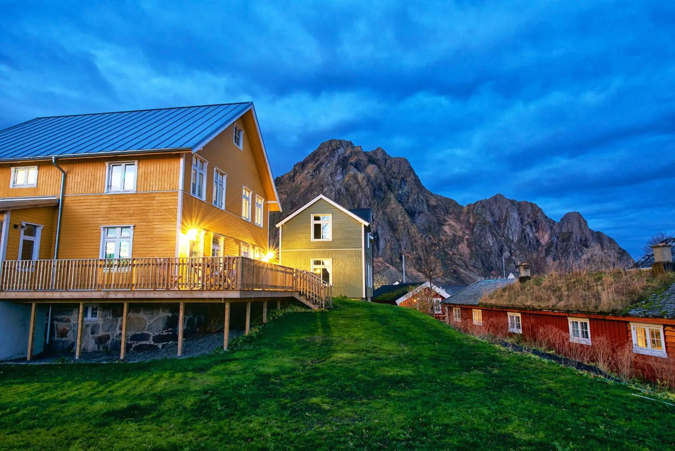 Property building in Svinøya Rorbuer