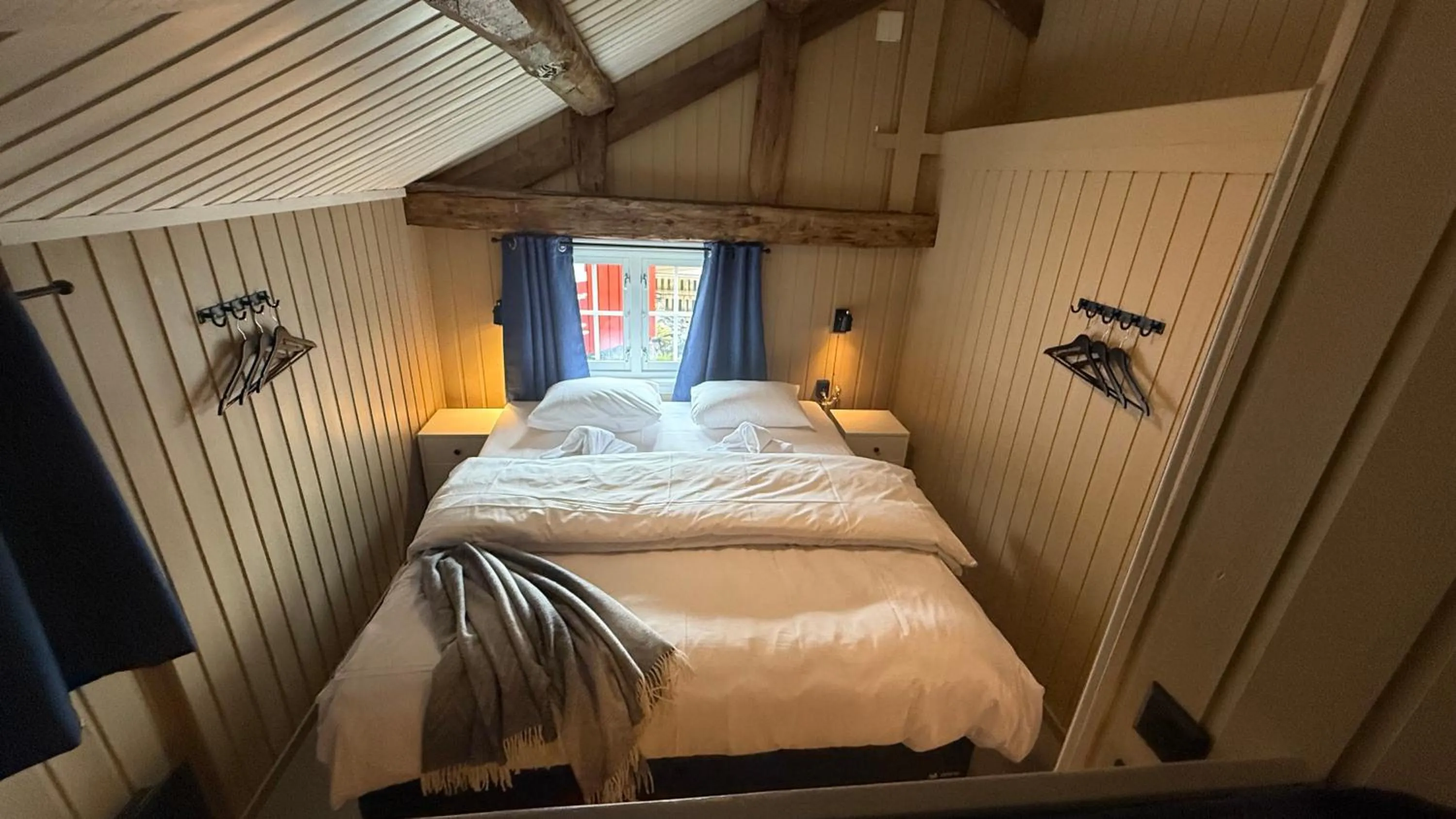 Bedroom, Bed in Svinøya Rorbuer