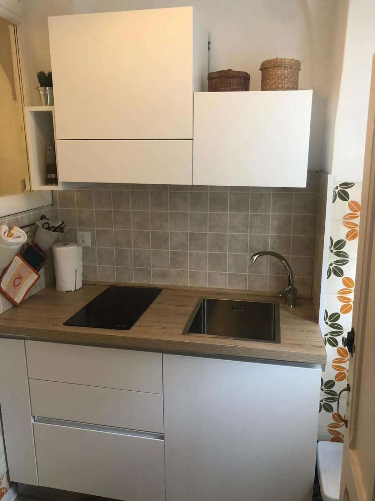 Kitchen or kitchenette in atena's house