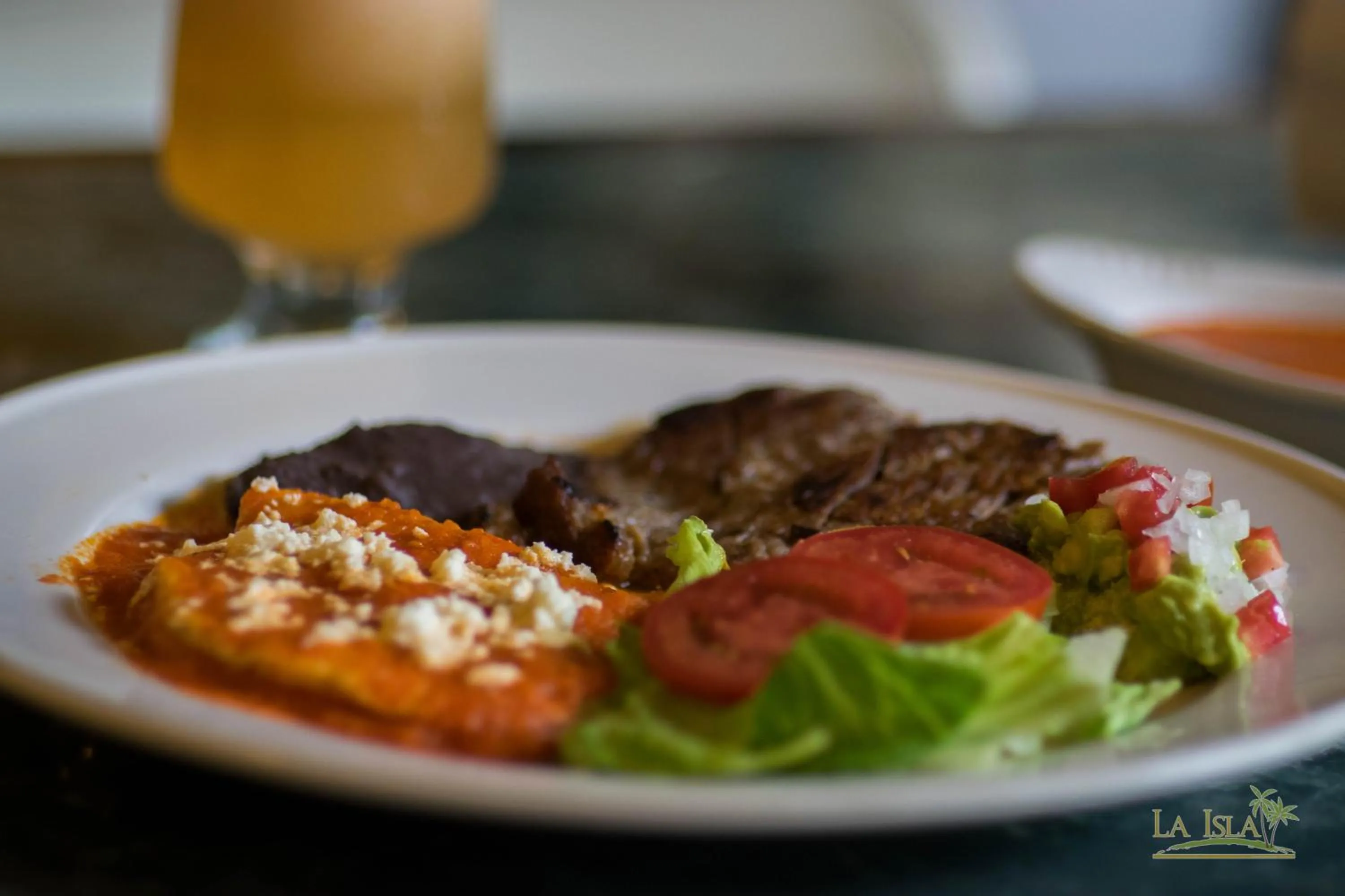 Food and drinks in Hotel Cosmos