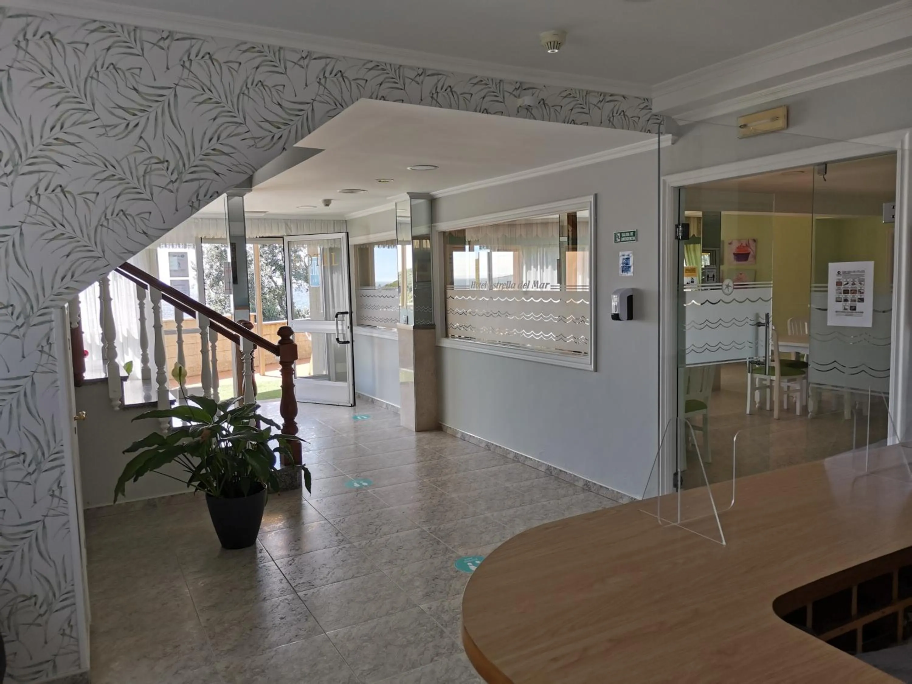 Lobby or reception in Hotel Estrella del Mar