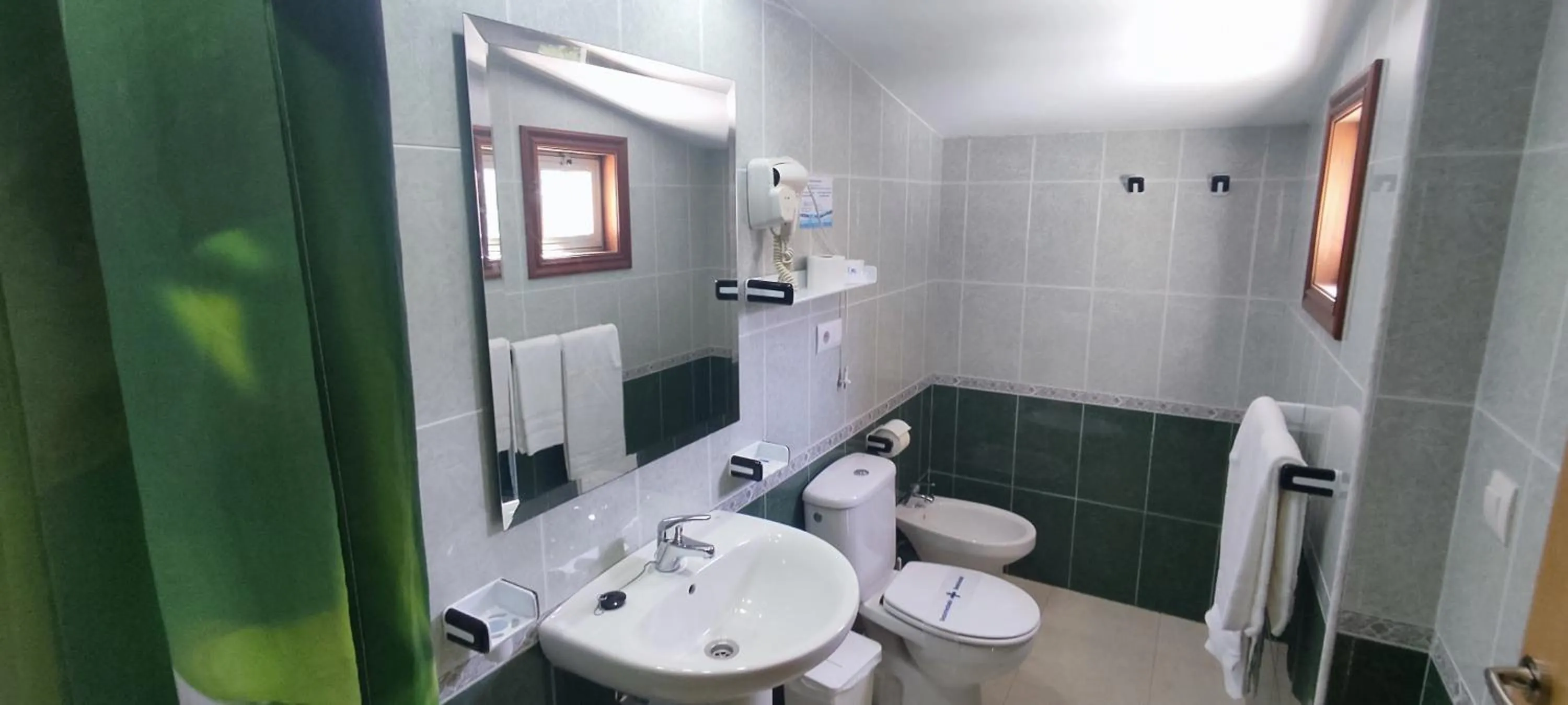 Bathroom in Hotel Estrella del Mar