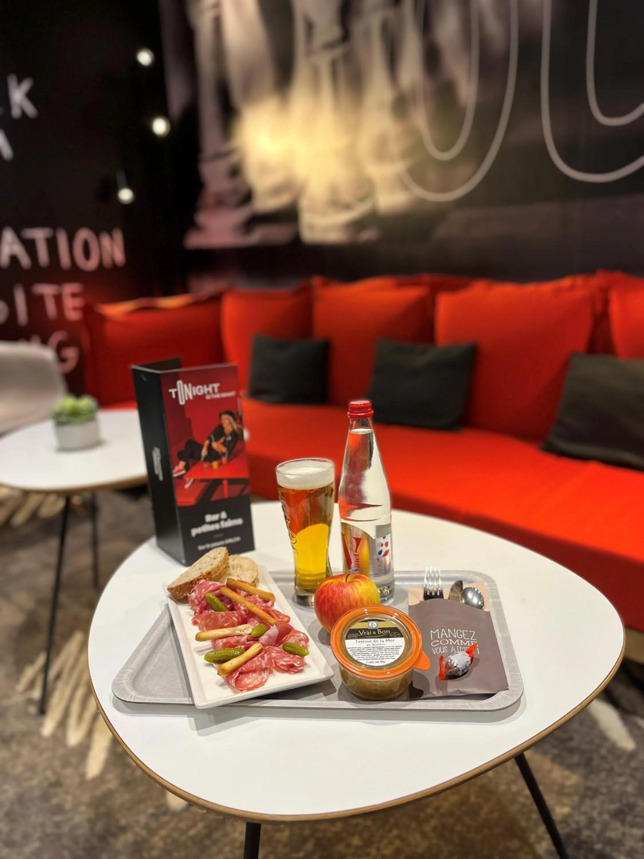 Food and drinks in ibis Alençon