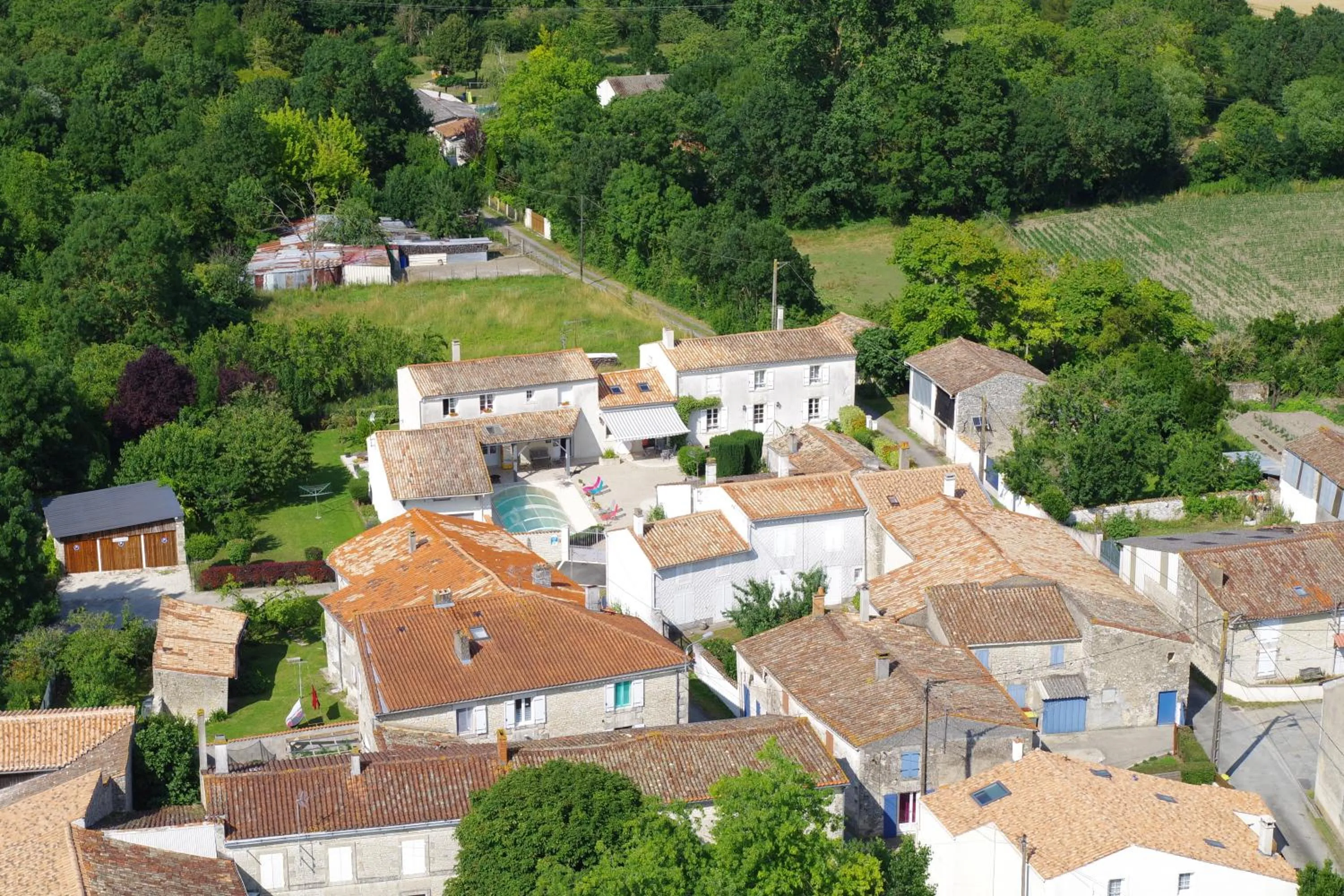 Bird's eye view in Les Lavandières