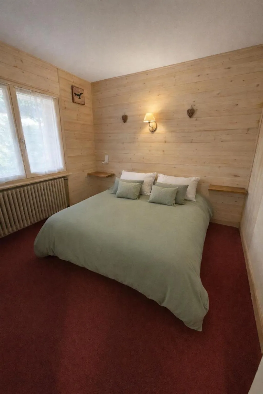 Photo of the whole room, Bed in Le Chalet