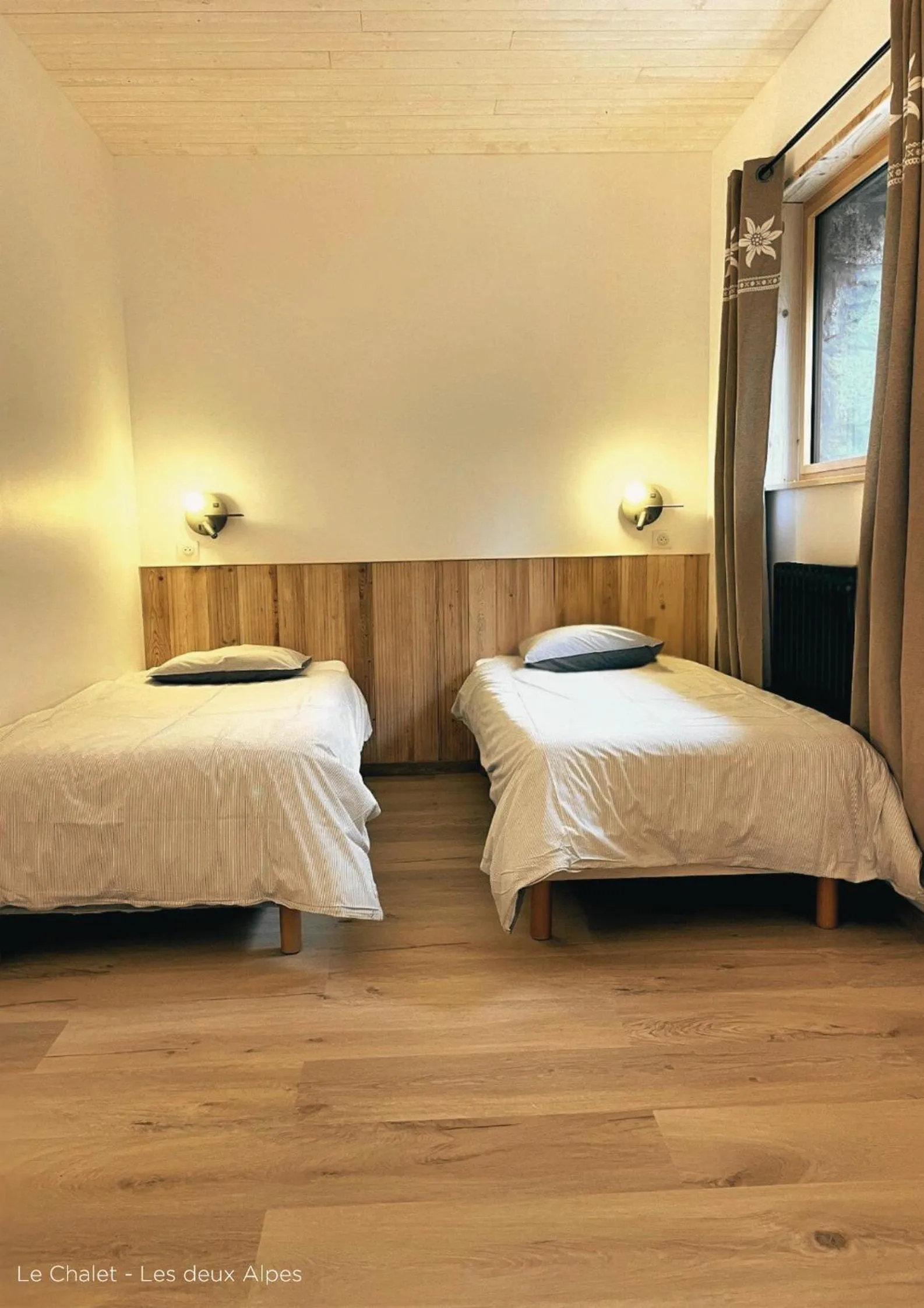 Bedroom, Bed in Le Chalet