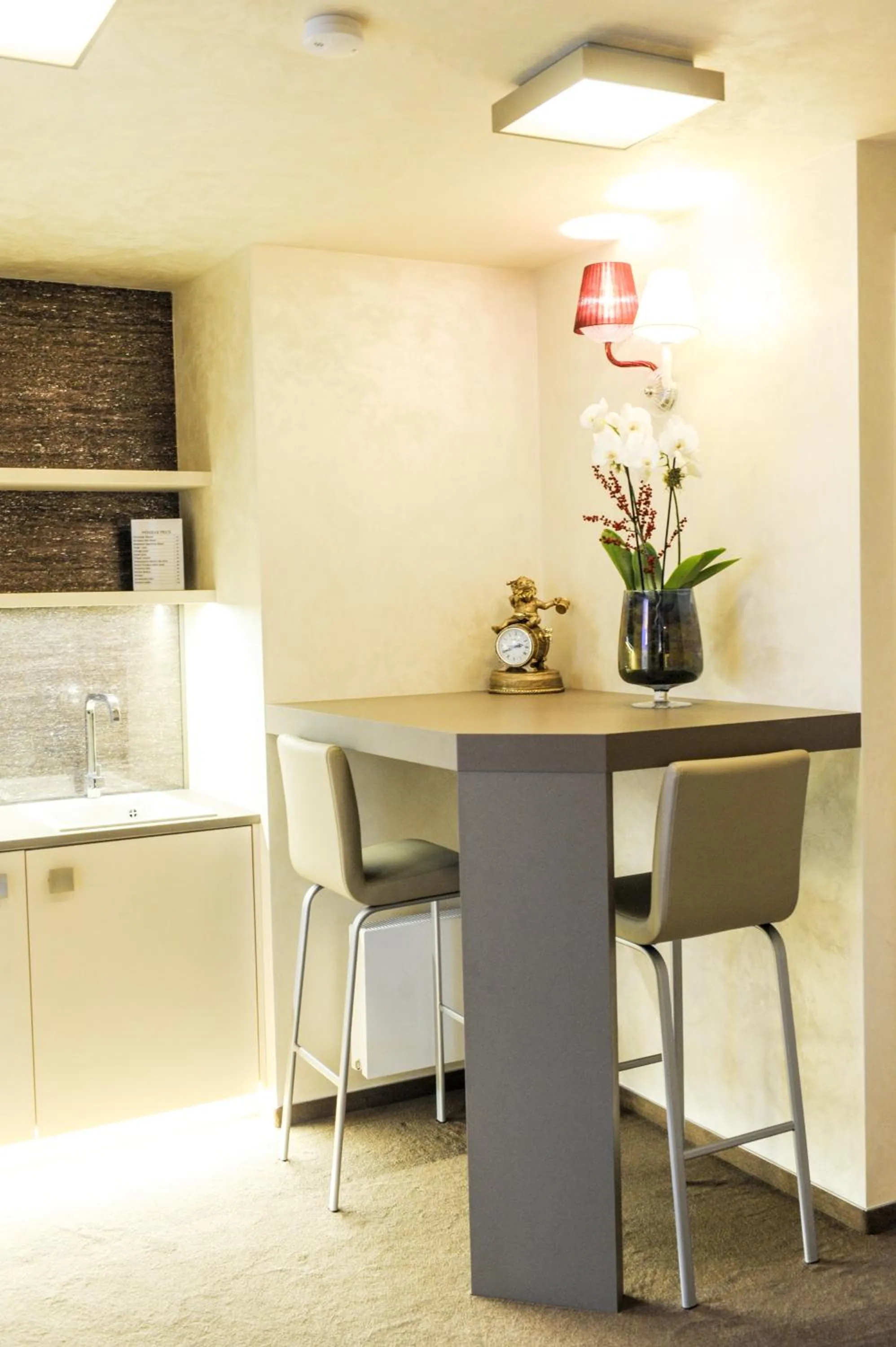 Decorative detail in Myo Hotel Mysterius