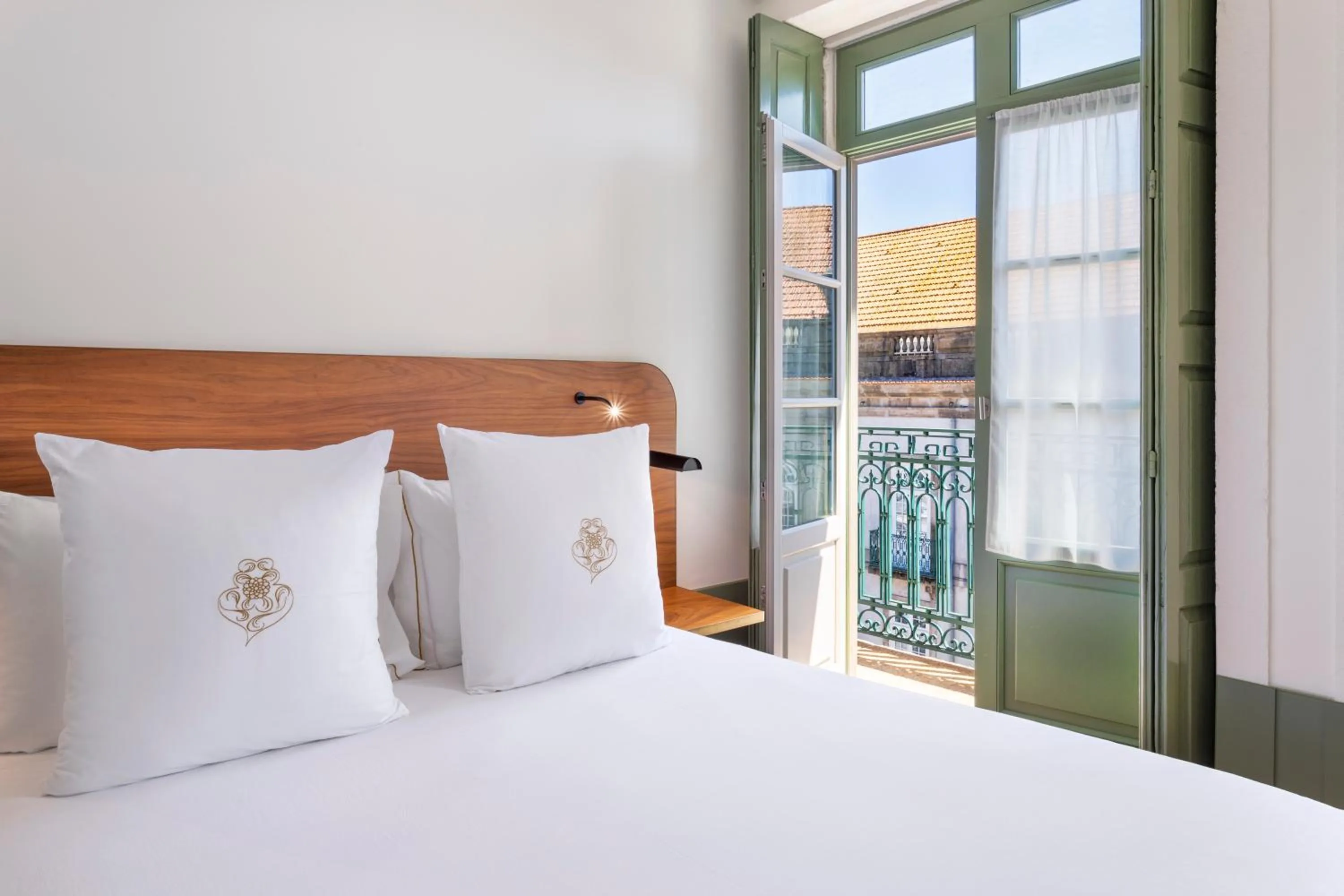 Bed in One Shot Aliados Goldsmith