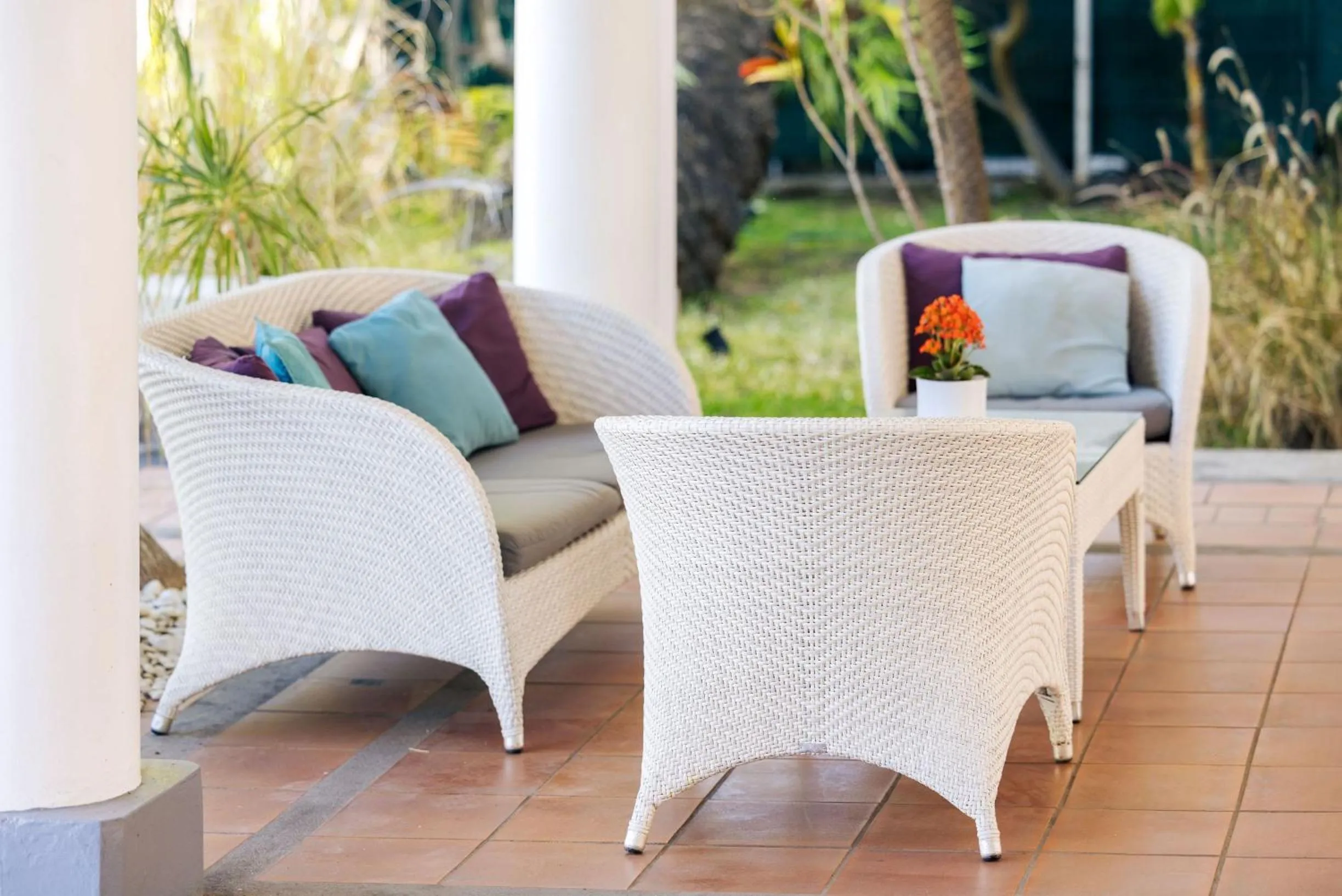 Lounge or bar in Hôtel Les Créoles