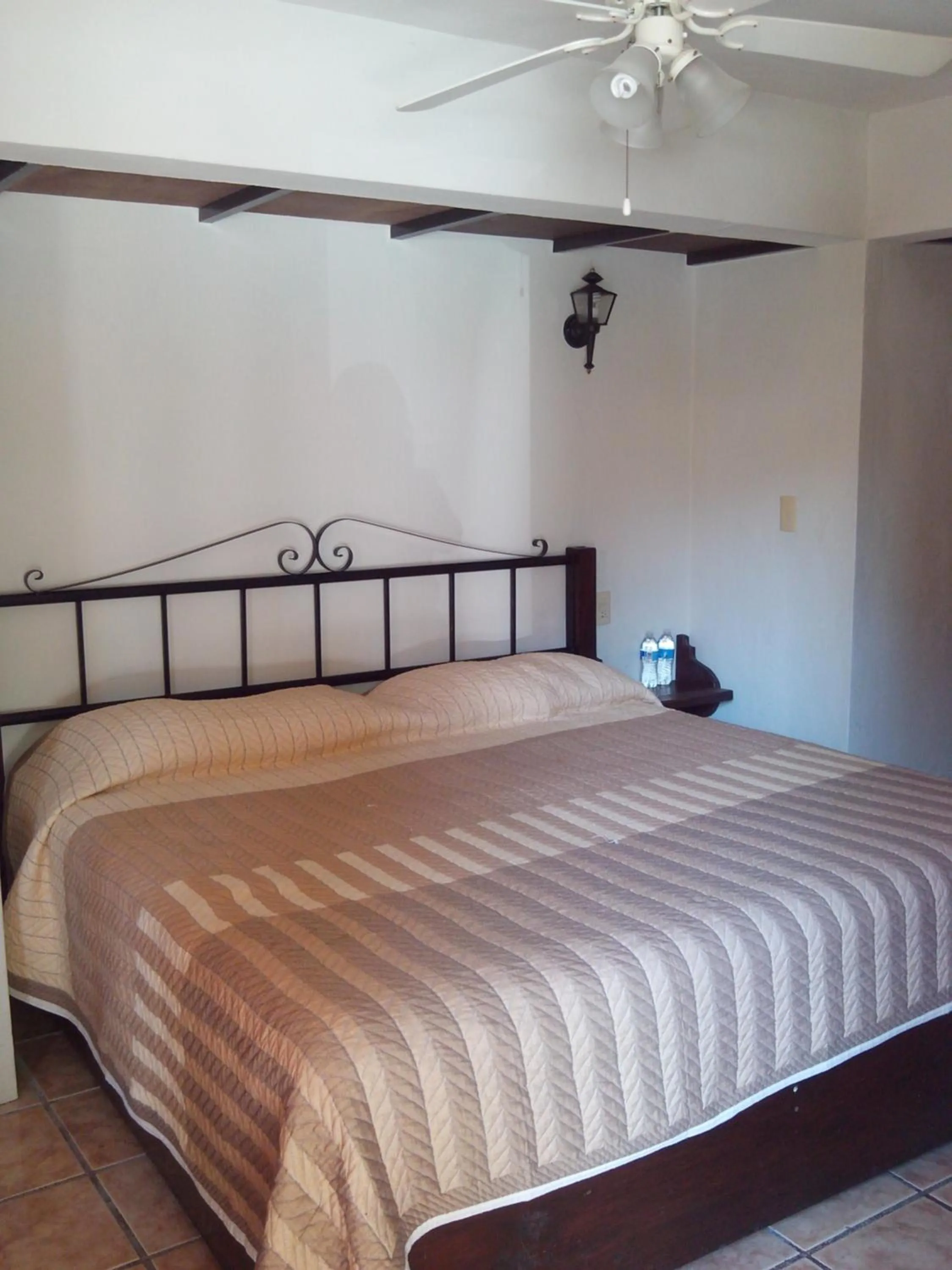 Bed in Hotel Uke Inn Terán