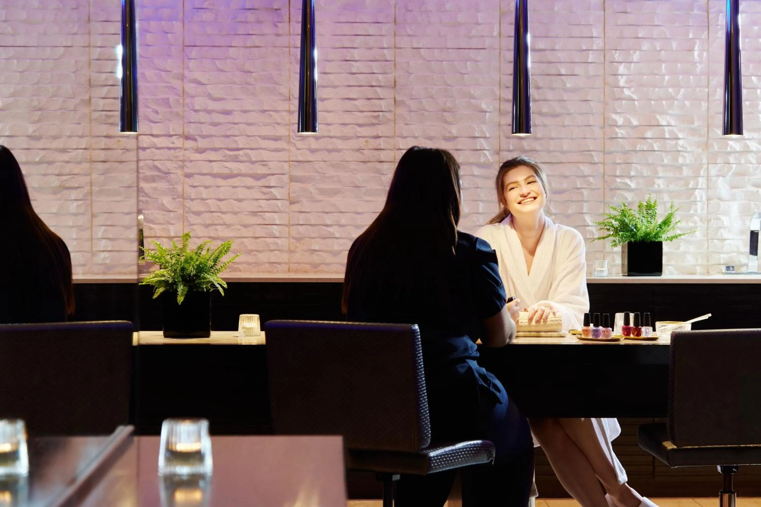 Lounge or bar in Sheraton Athlone Hotel