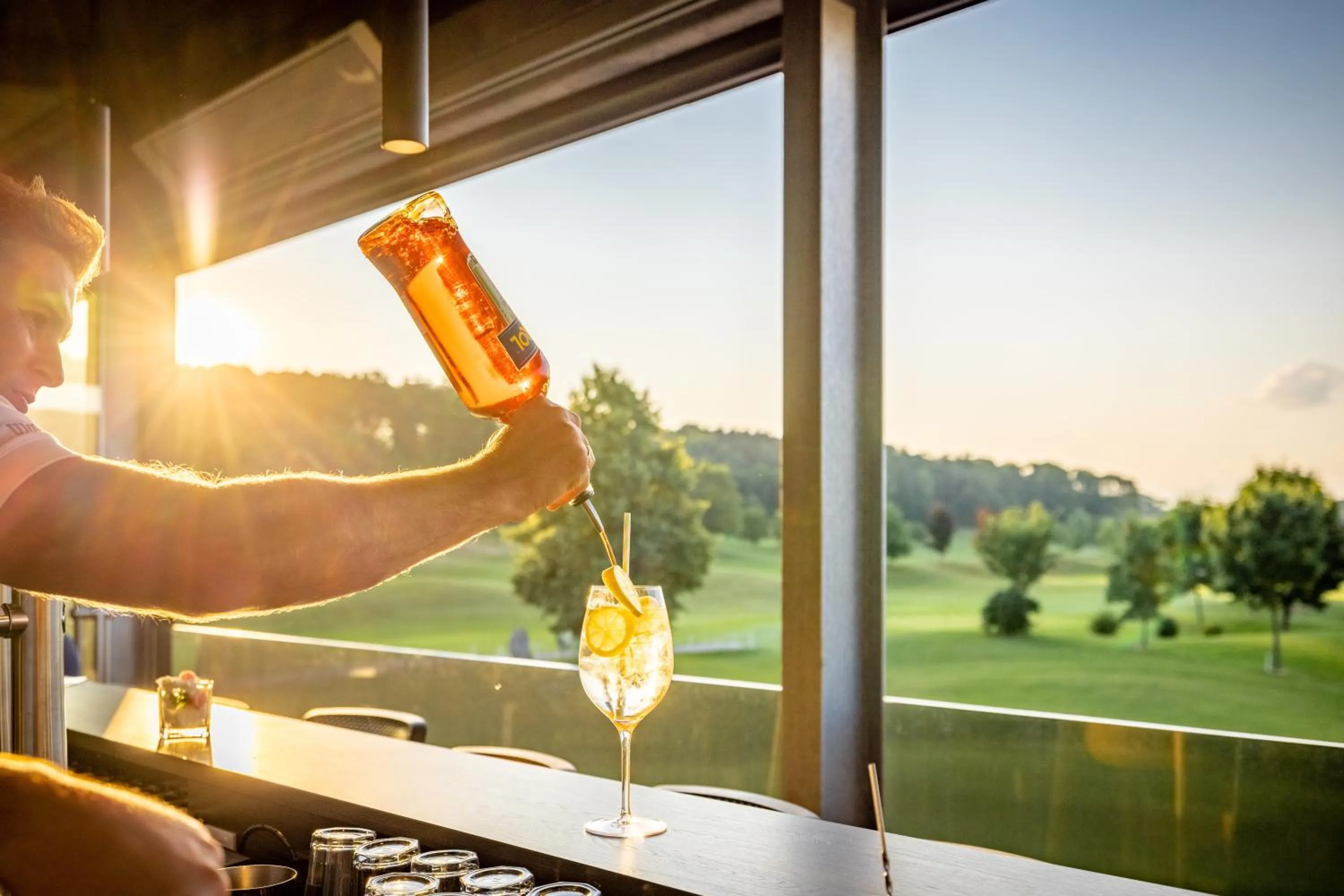 Restaurant/places to eat in Metzenhof