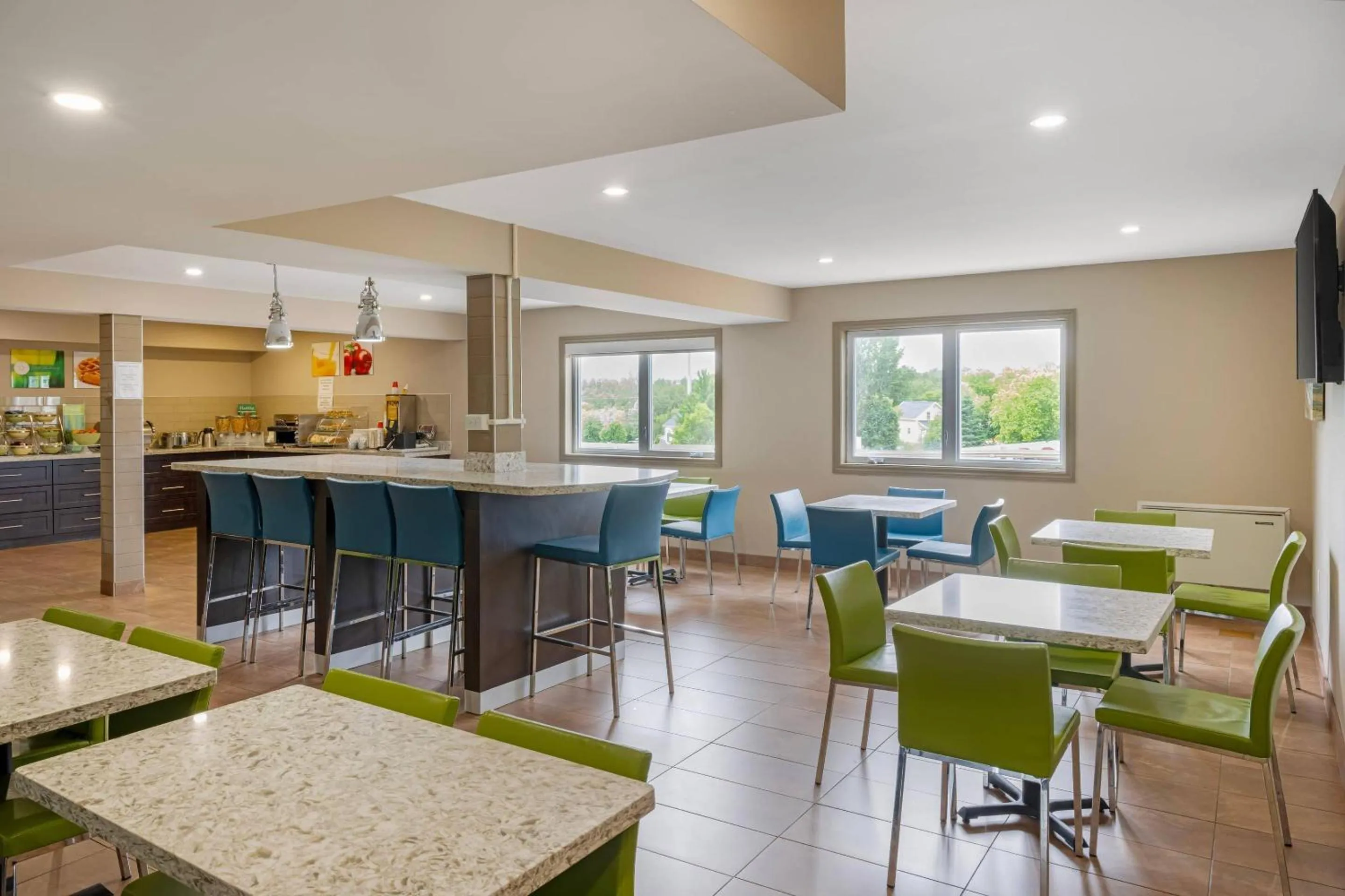 Breakfast in Quality Inn & Suites