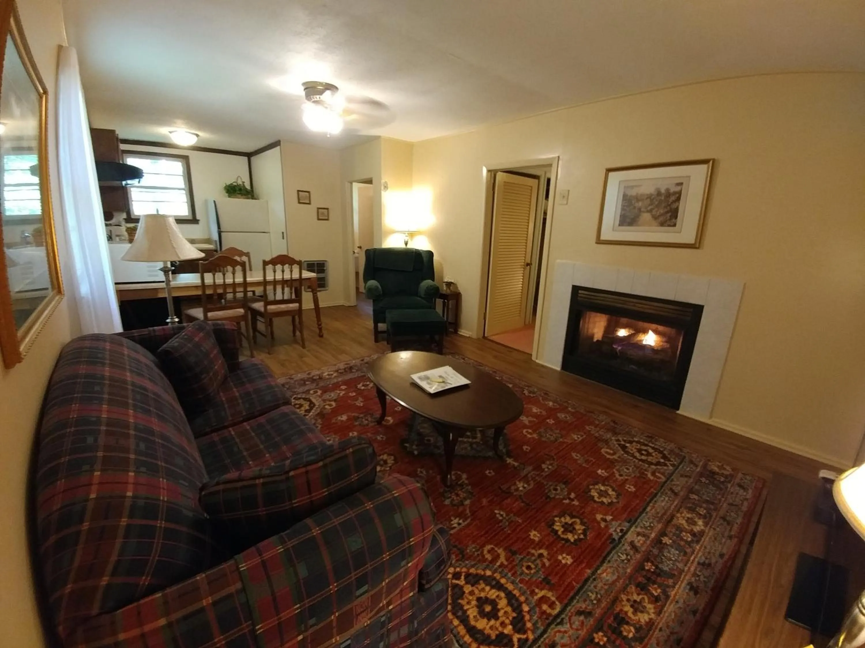 Kitchen or kitchenette in Arrowmont Stables & Cabins