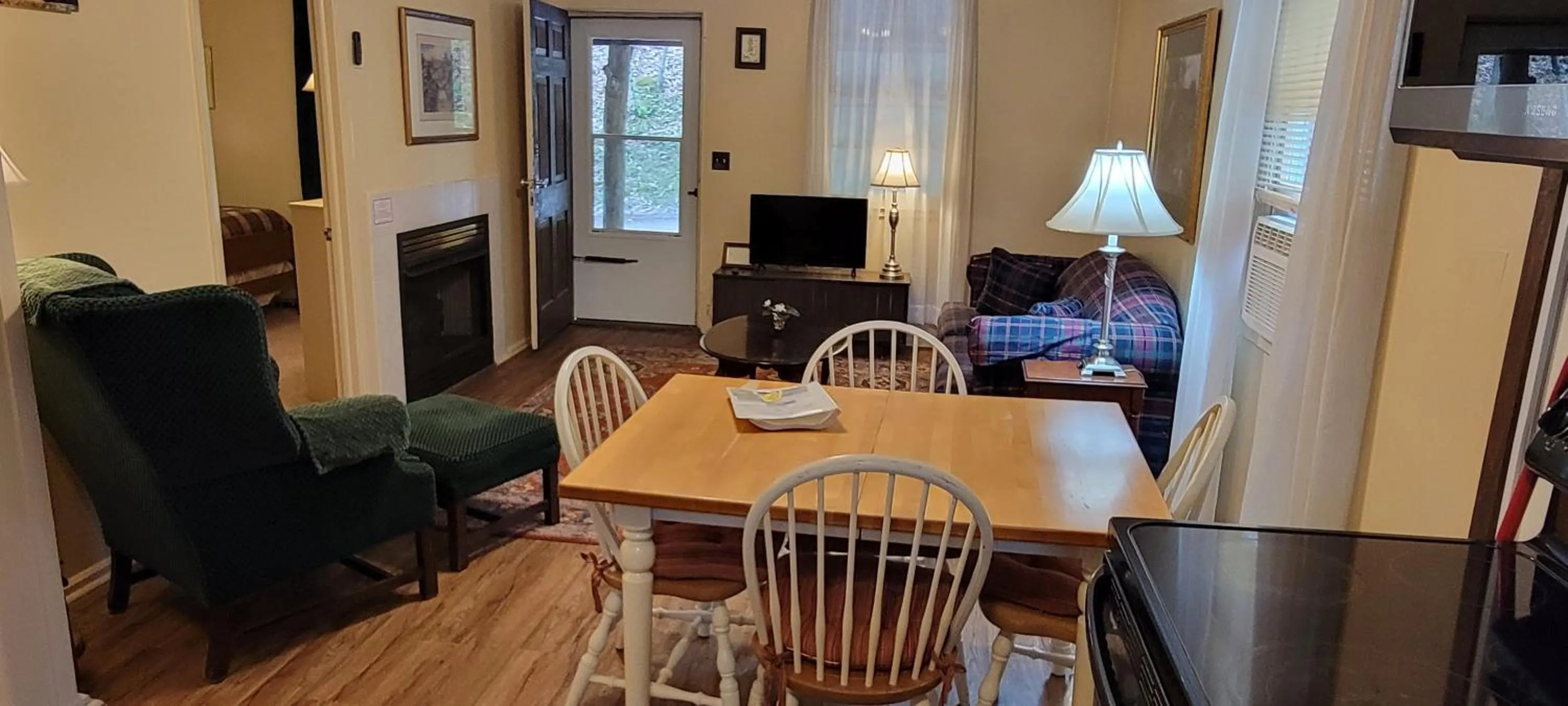 TV and multimedia in Arrowmont Stables & Cabins