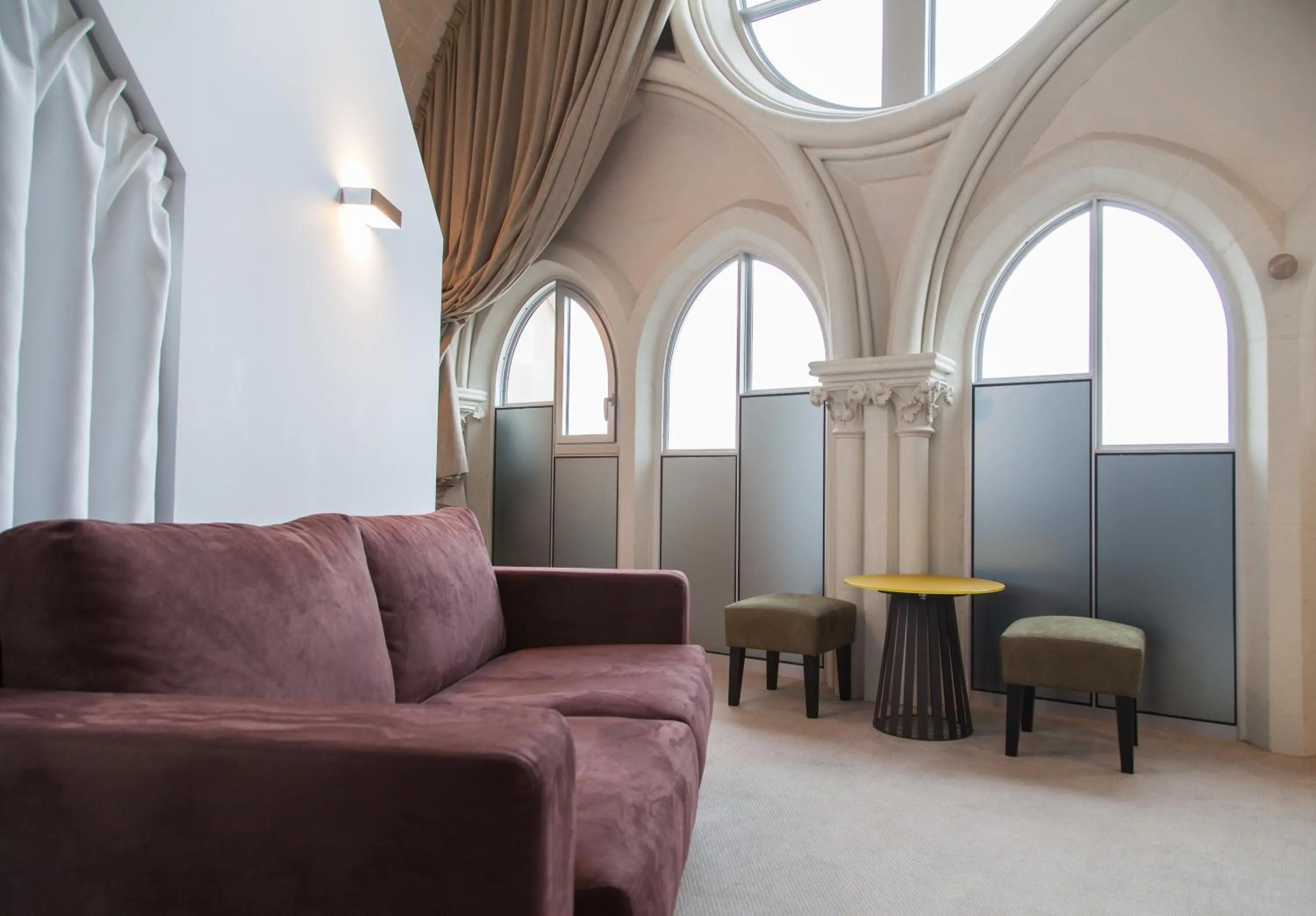 Living room in Mercure Poitiers Centre