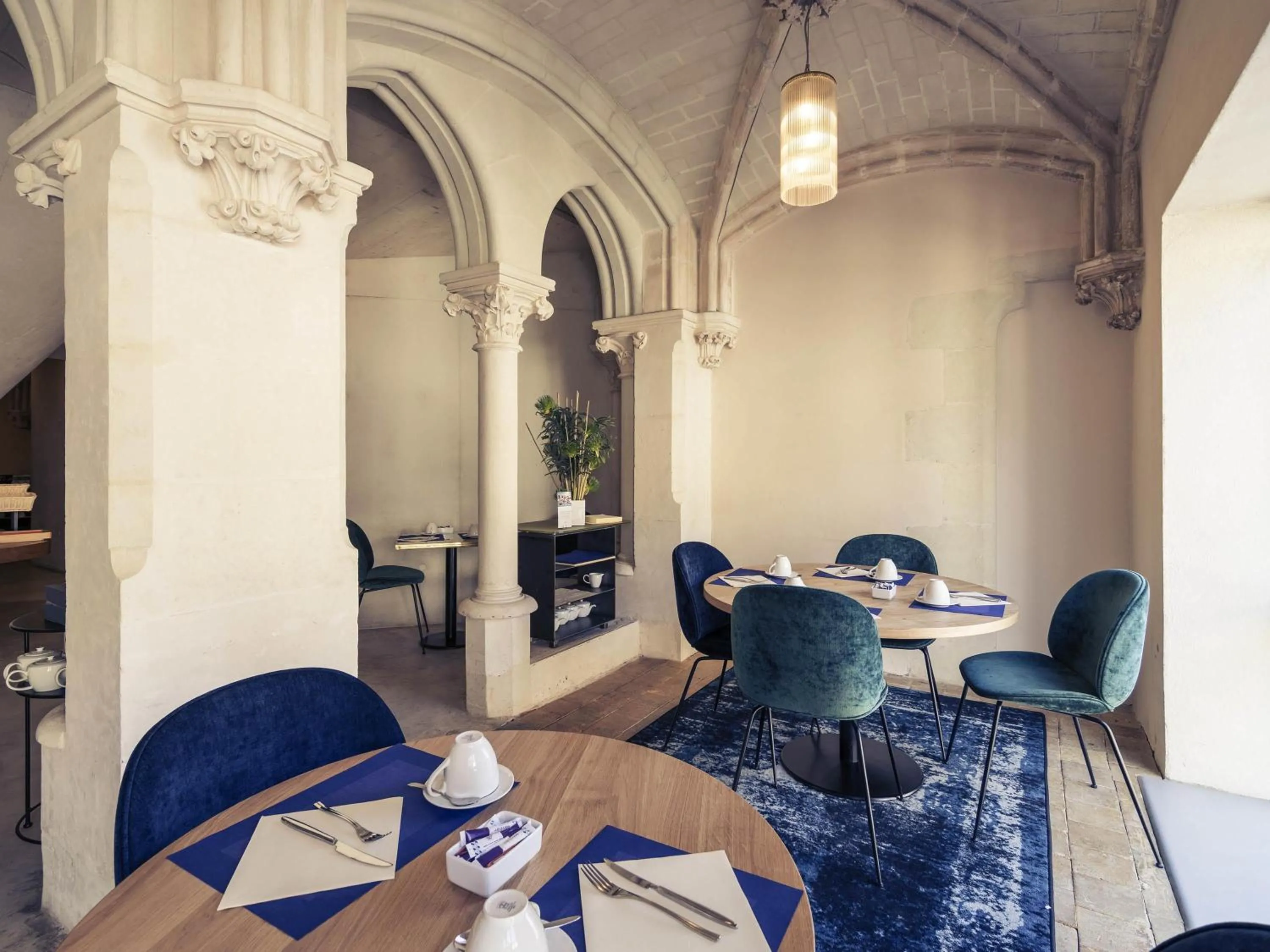 Restaurant/places to eat in Mercure Poitiers Centre