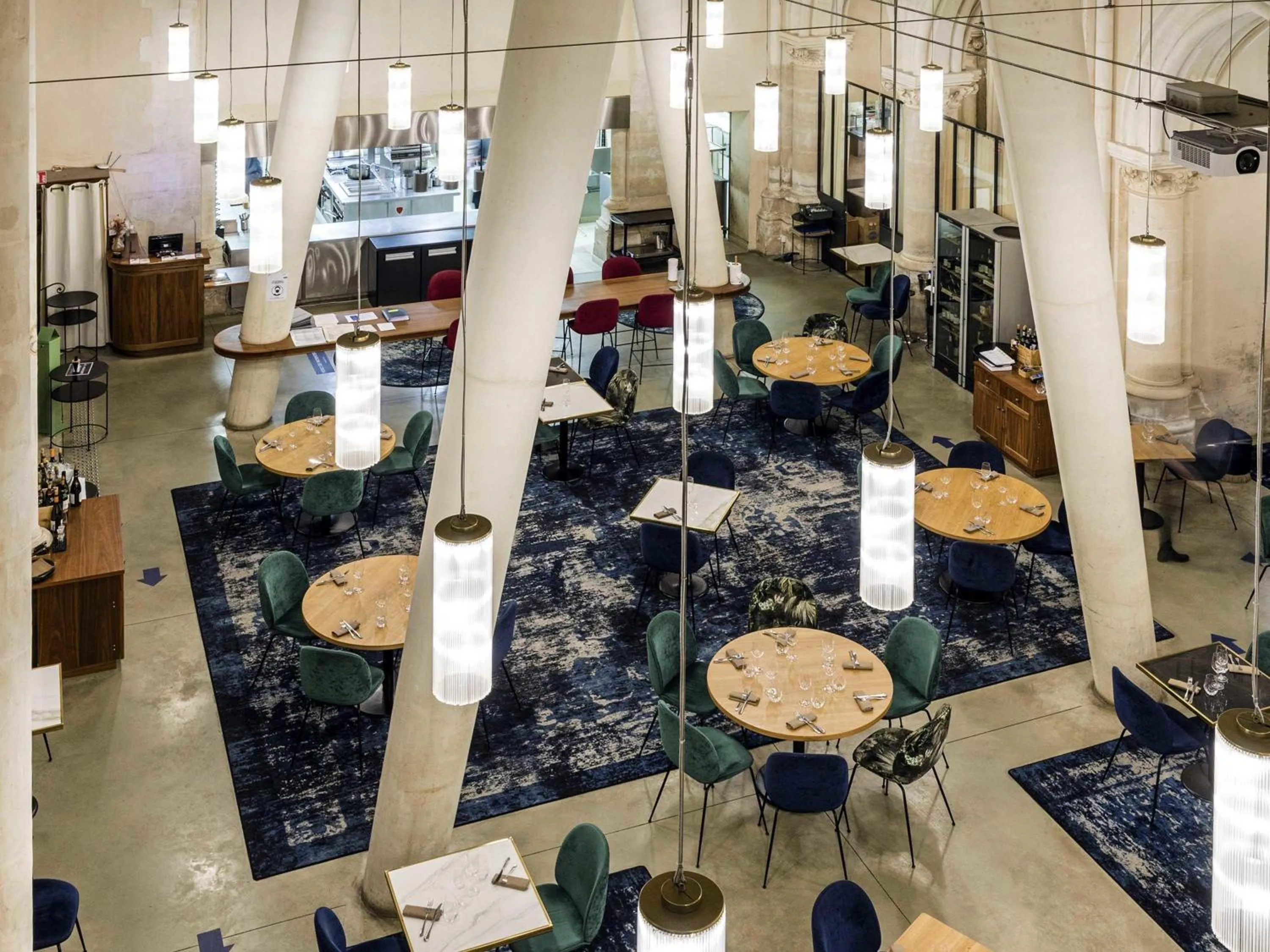 Restaurant/places to eat in Mercure Poitiers Centre