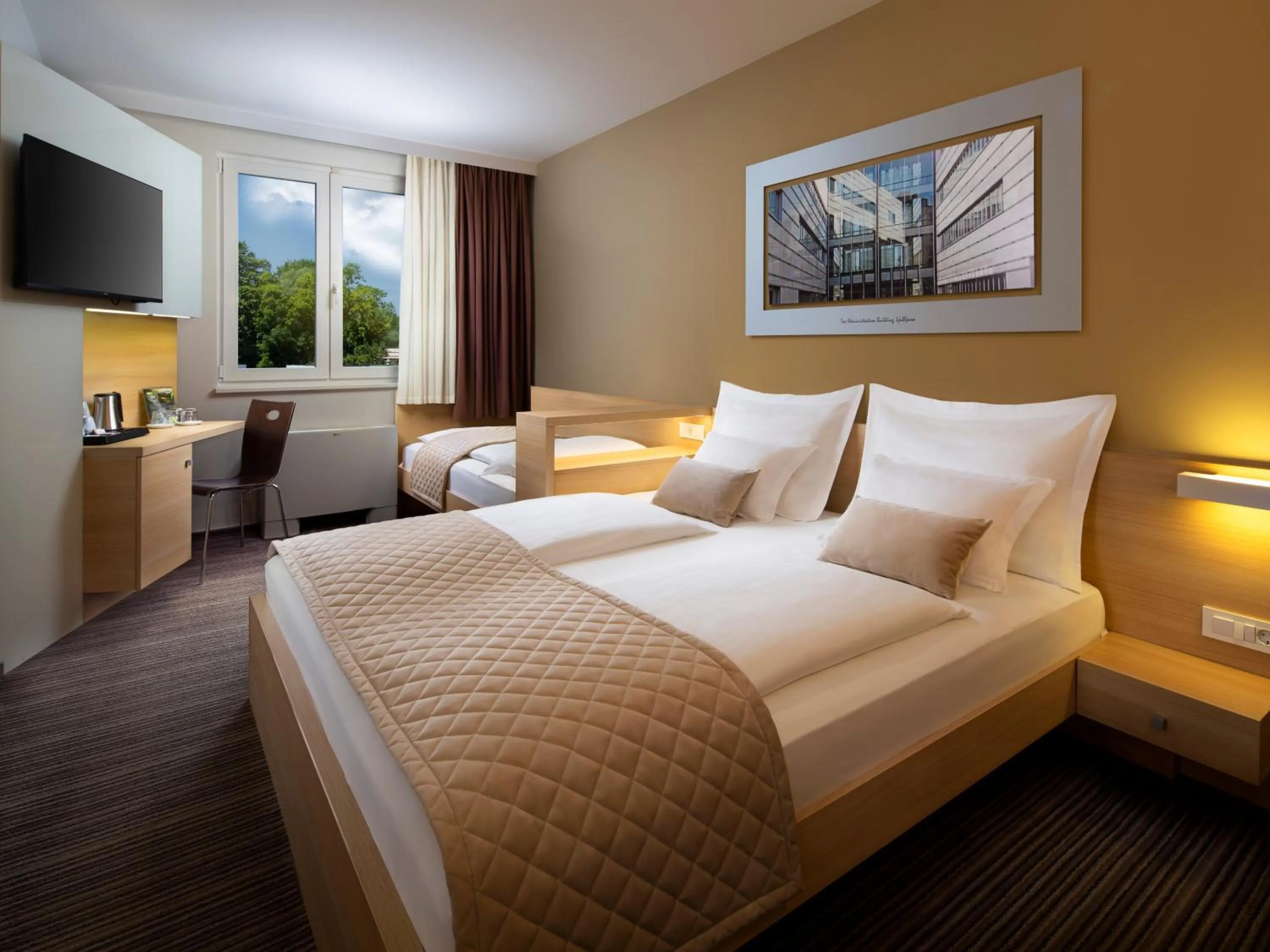 Bedroom, Bed in Ahotel Ljubljana