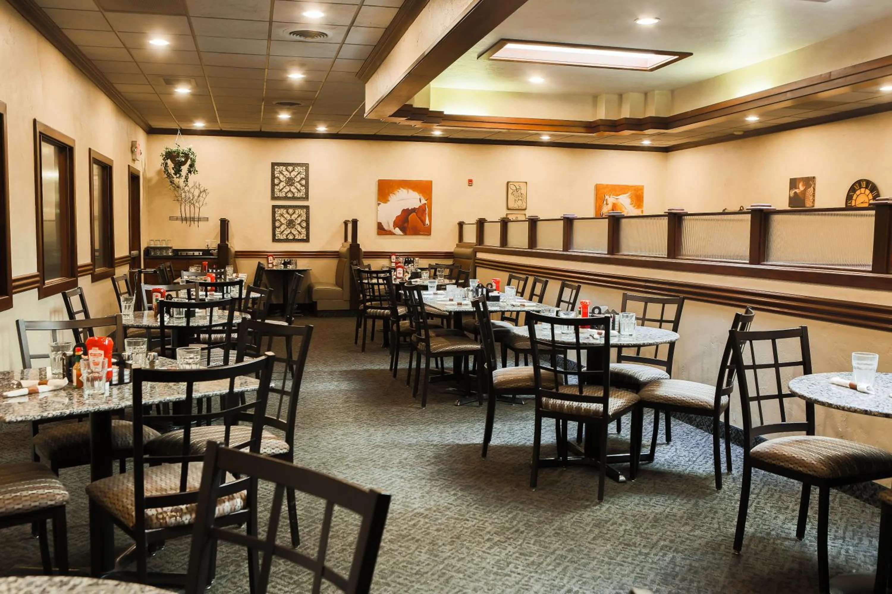 American breakfast in Heritage Inn