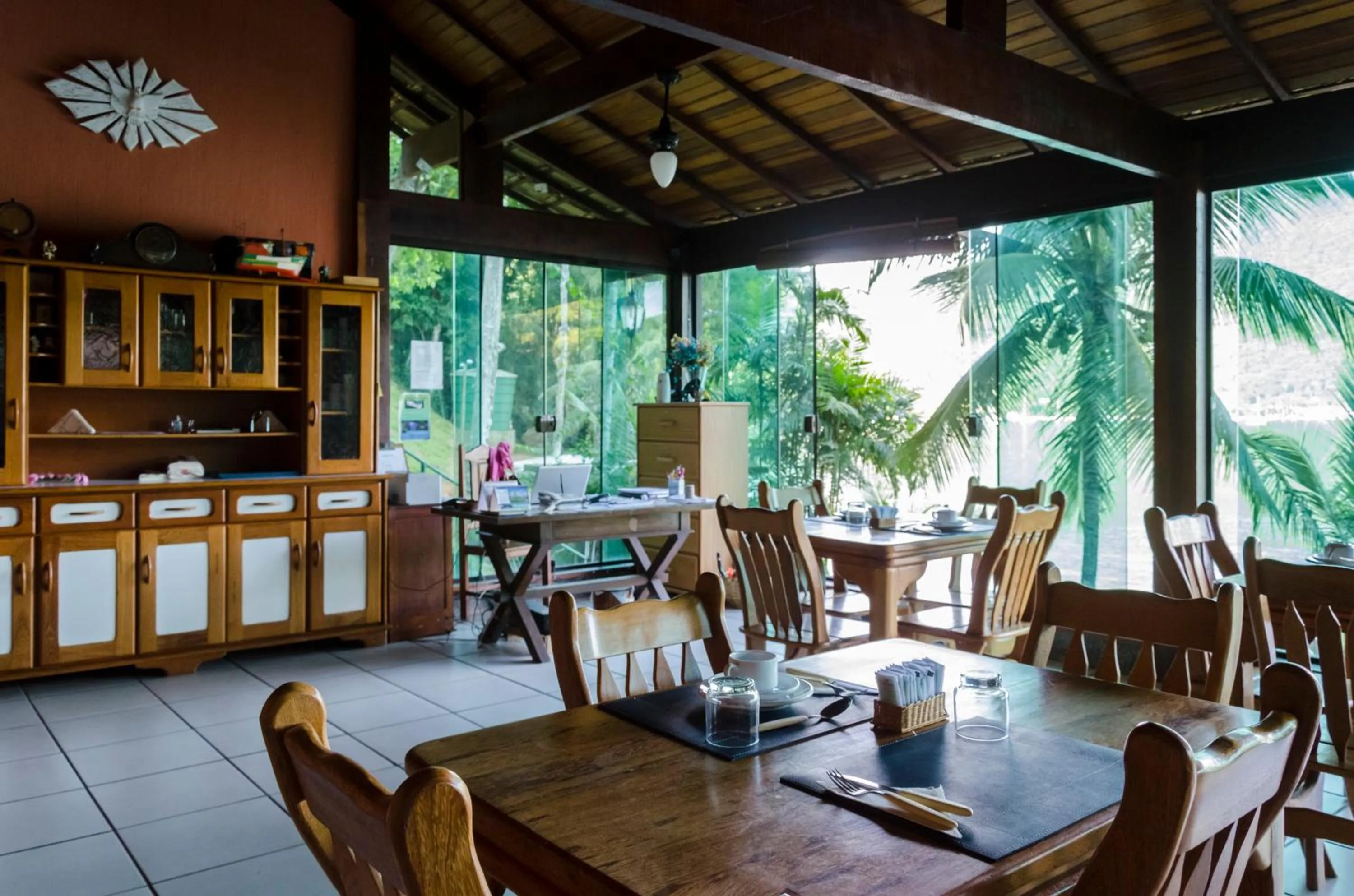 Restaurant/places to eat in Pousada Portal do Sol