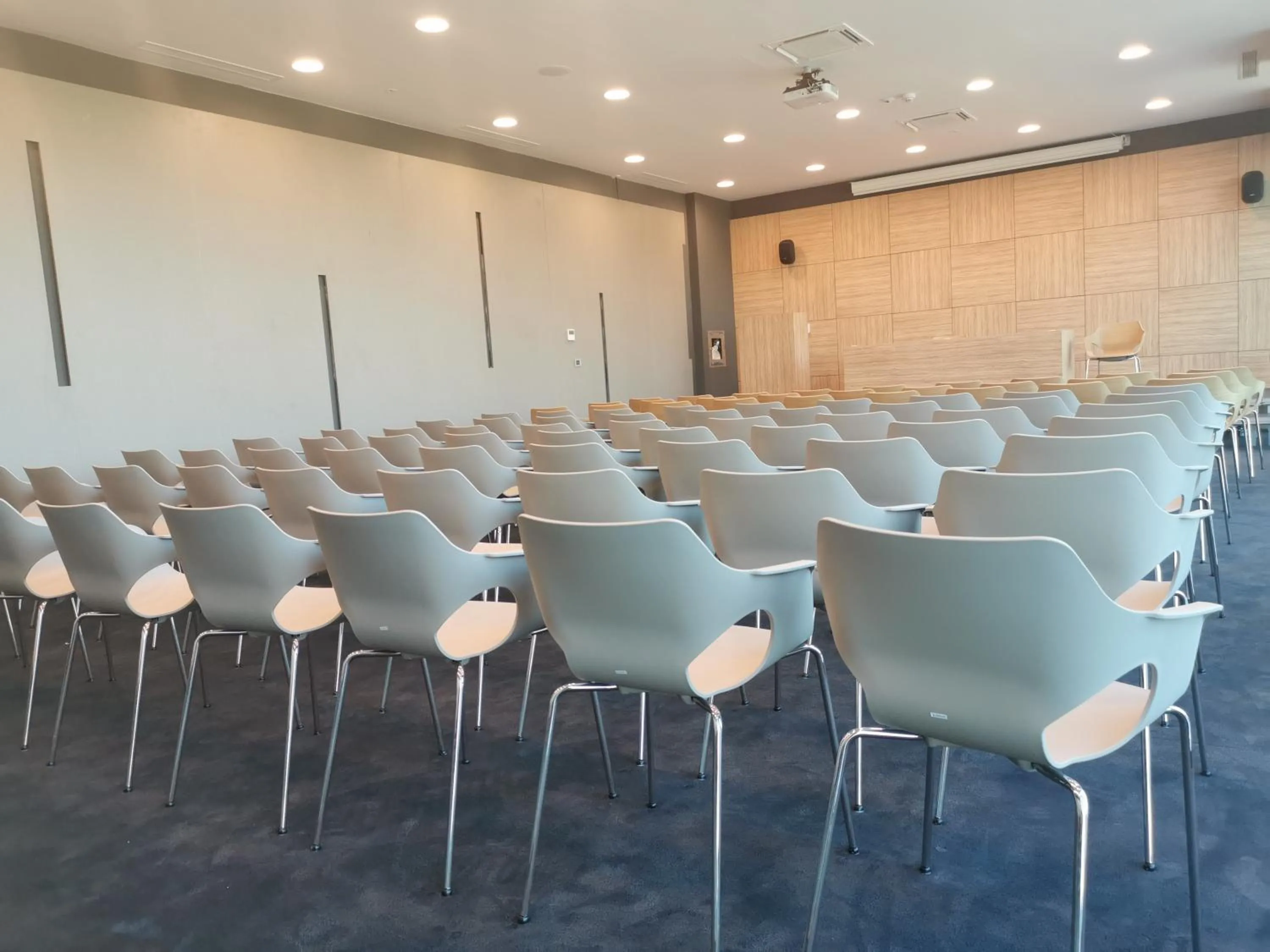 Business facilities in Hotel Olea