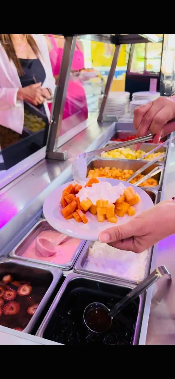 Buffet breakfast in Hotel Medrano Temáticas and Business Rooms Aguascalientes