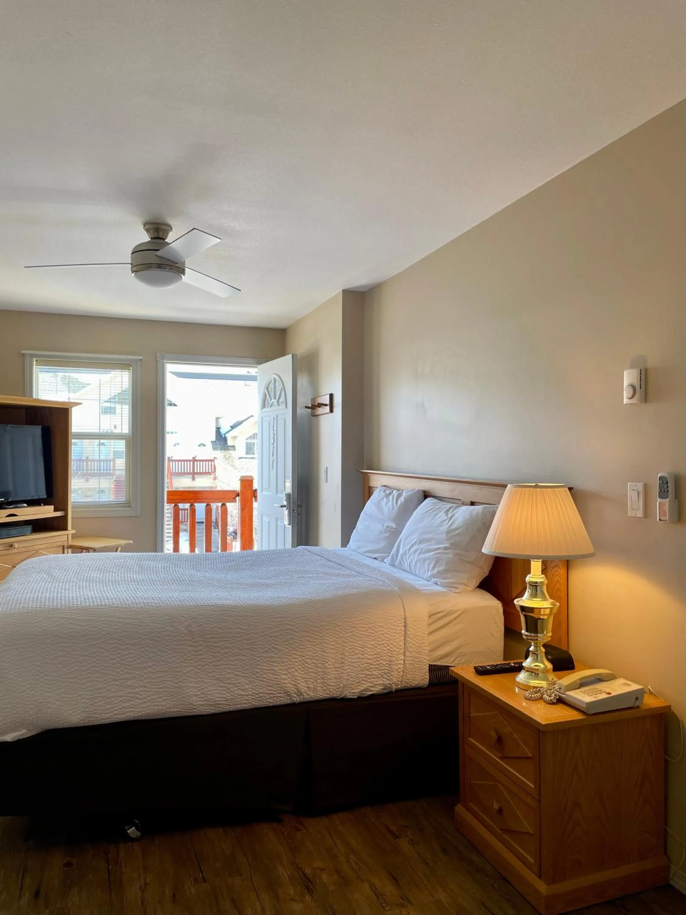 Bed in Fernie Stanford Resort