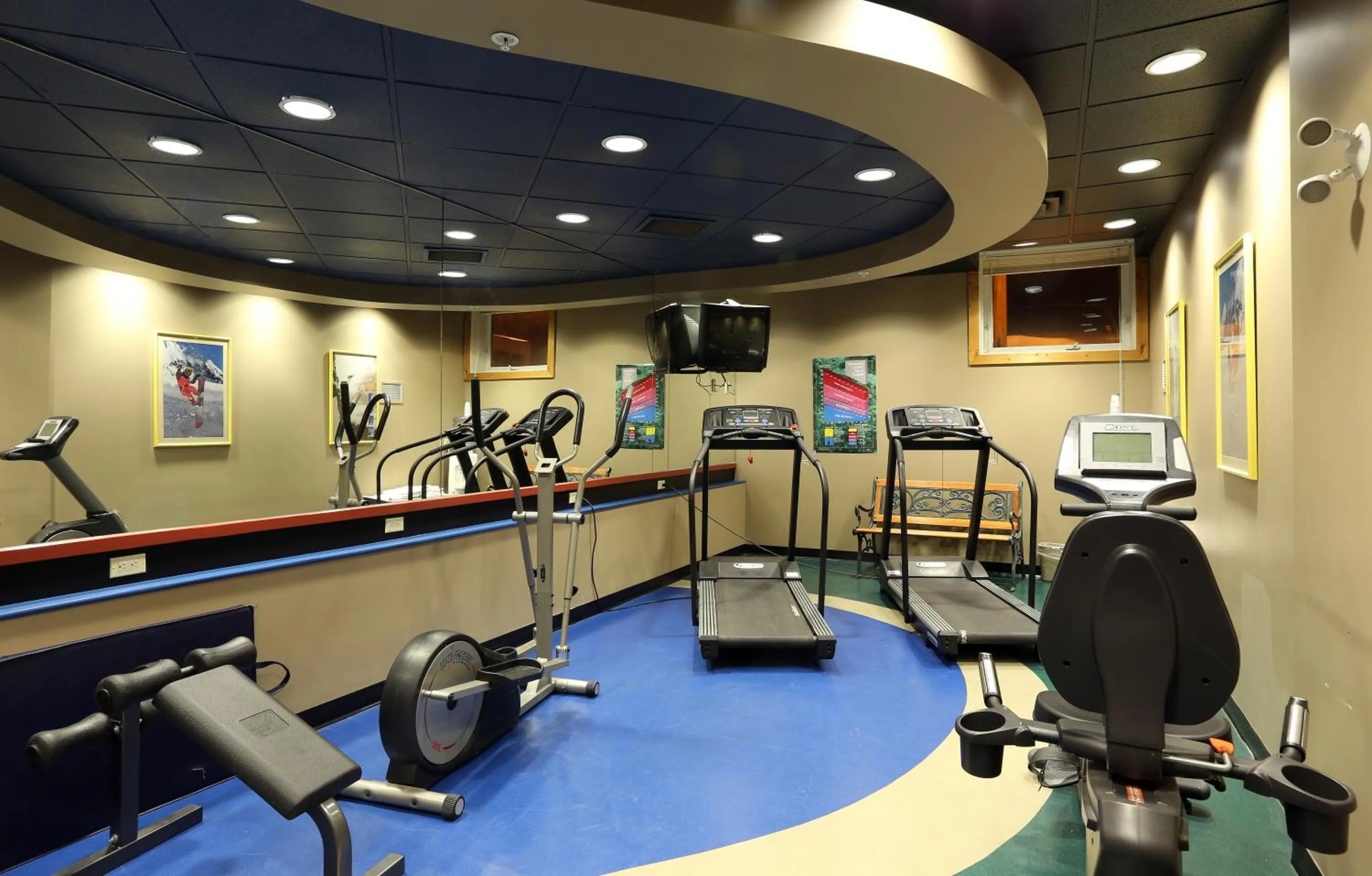 Fitness centre/facilities in Fernie Stanford Resort